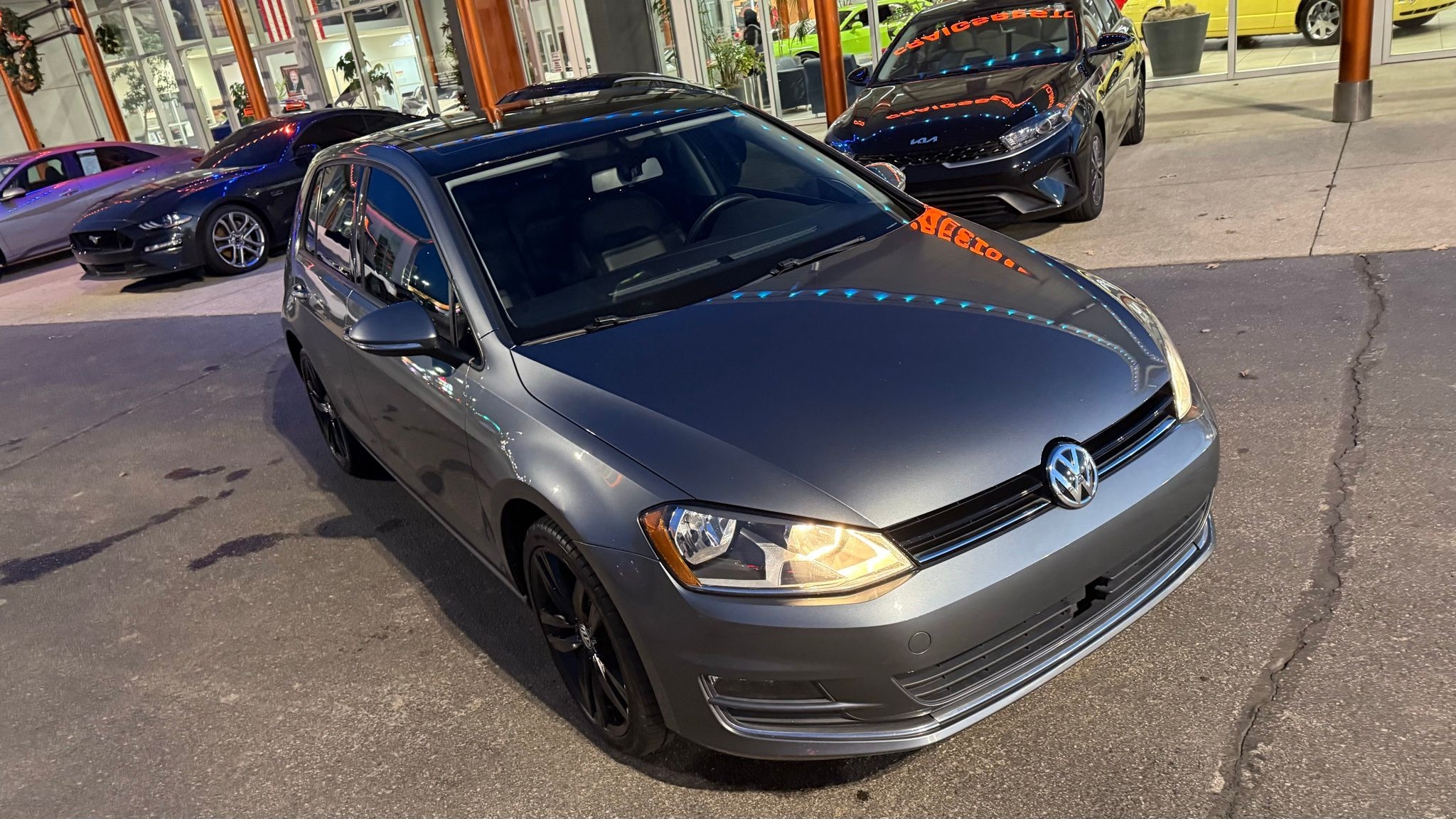 Volkswagen Golf  2017