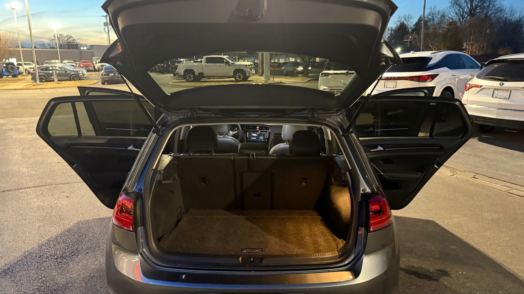 Volkswagen Golf  2017