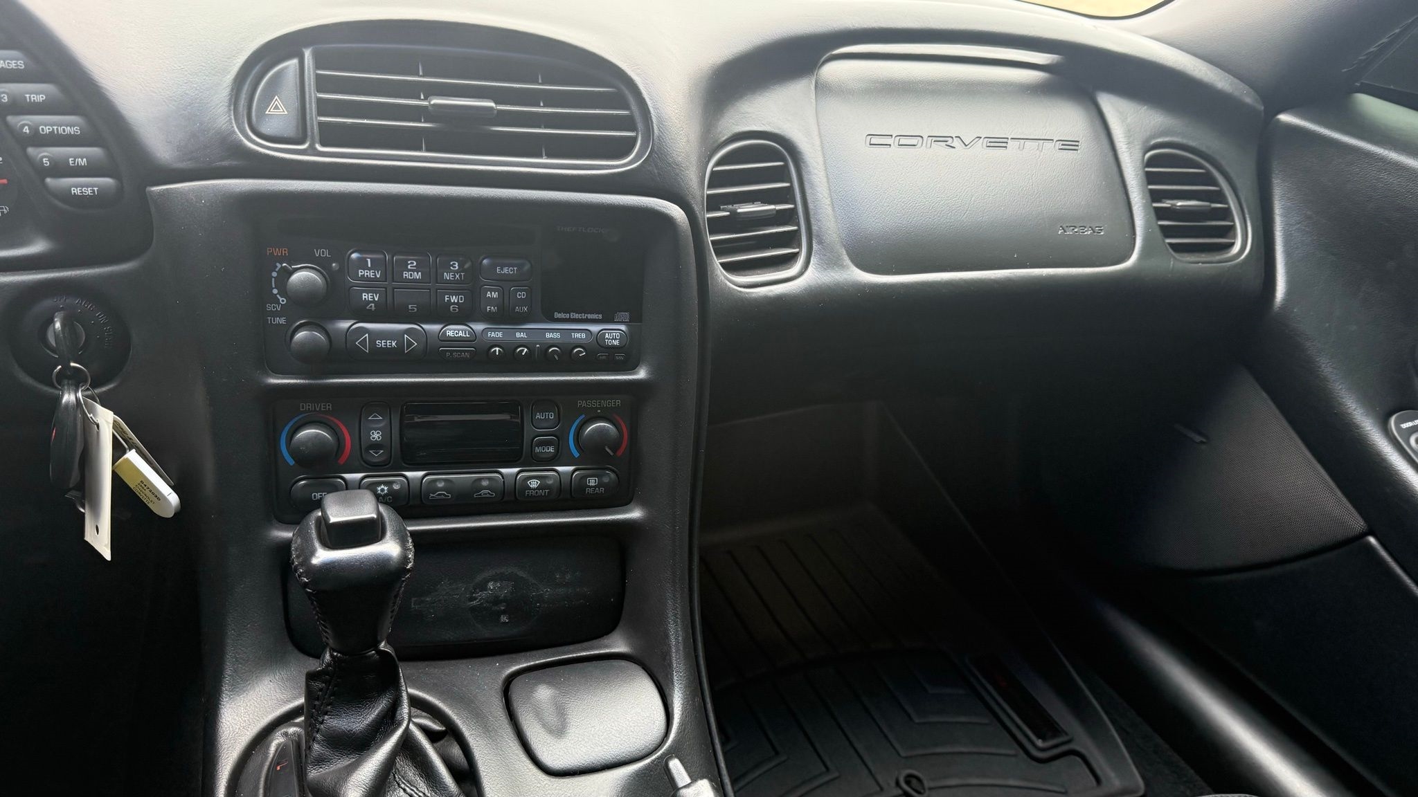 Chevrolet Corvette  2004