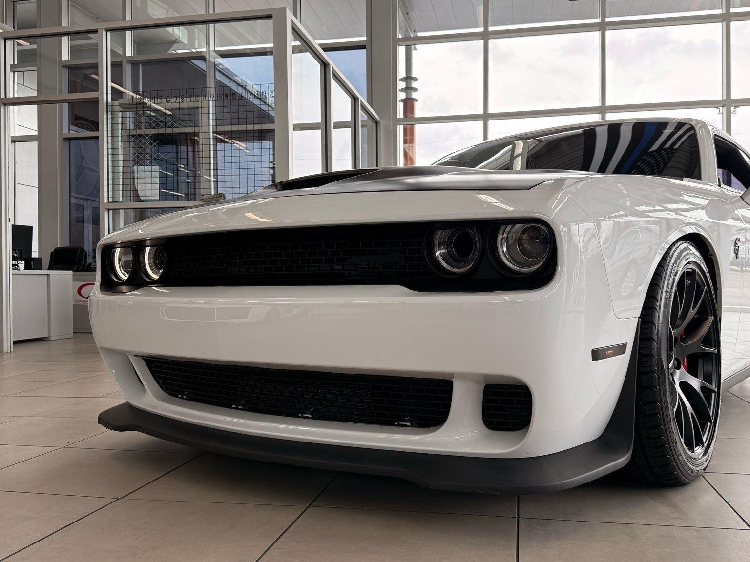 Dodge Challenger  2016