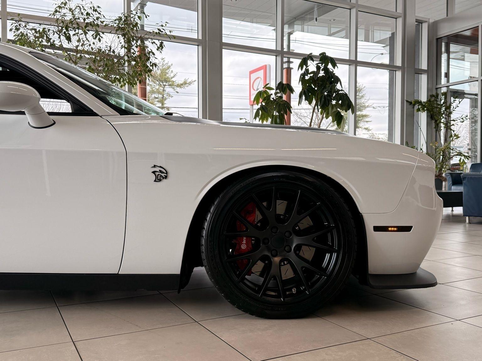 Dodge Challenger  2016