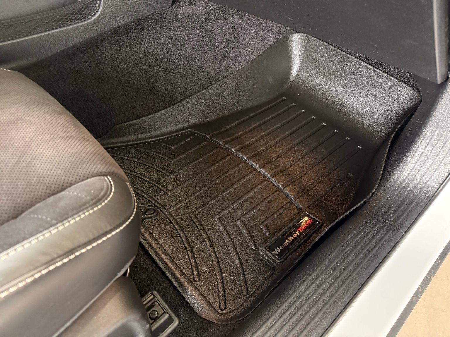 Dodge Challenger  2016