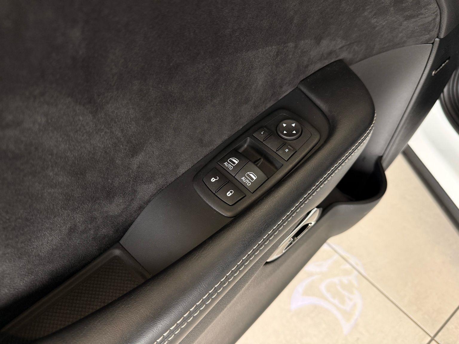 Dodge Challenger  2016