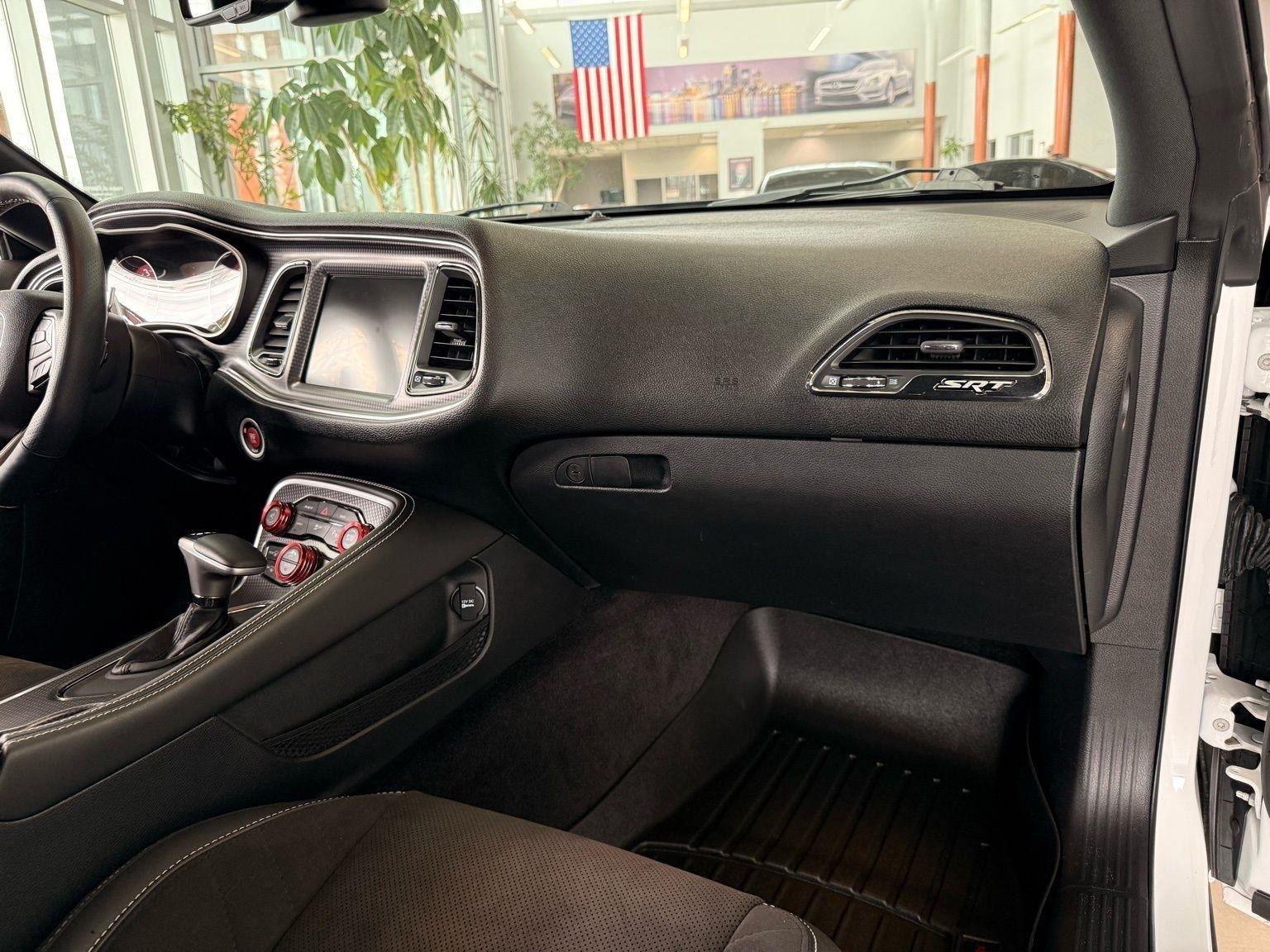 Dodge Challenger  2016