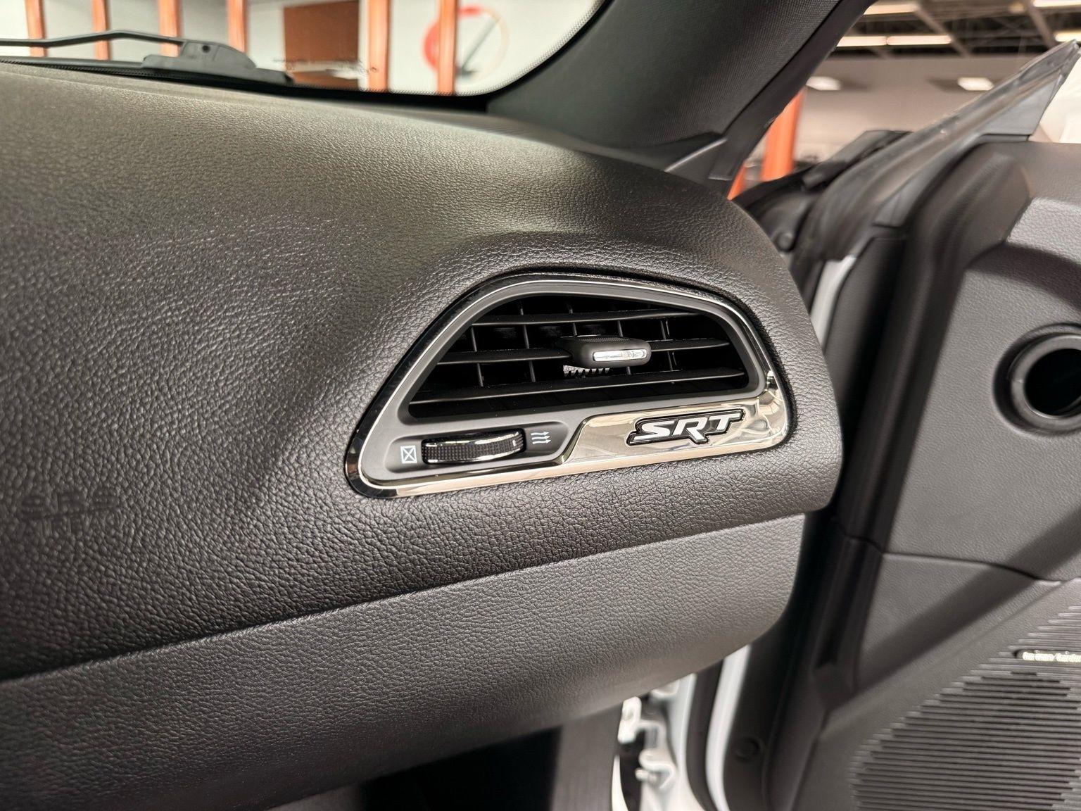 Dodge Challenger  2016