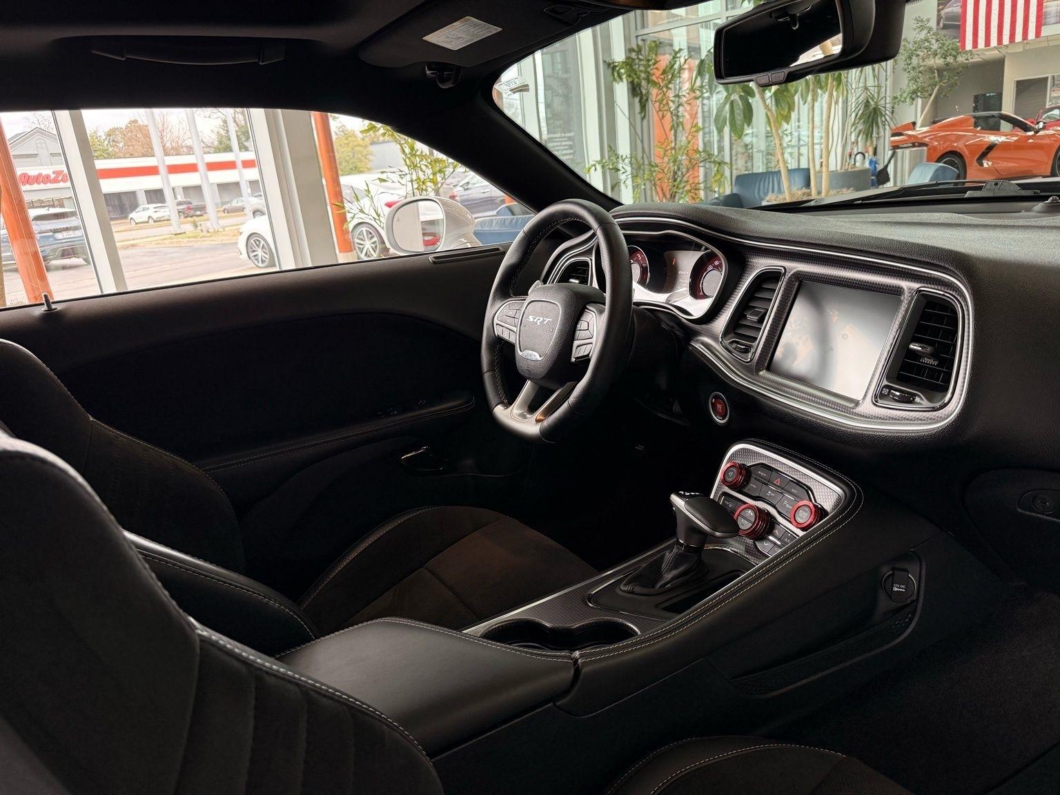 Dodge Challenger  2016