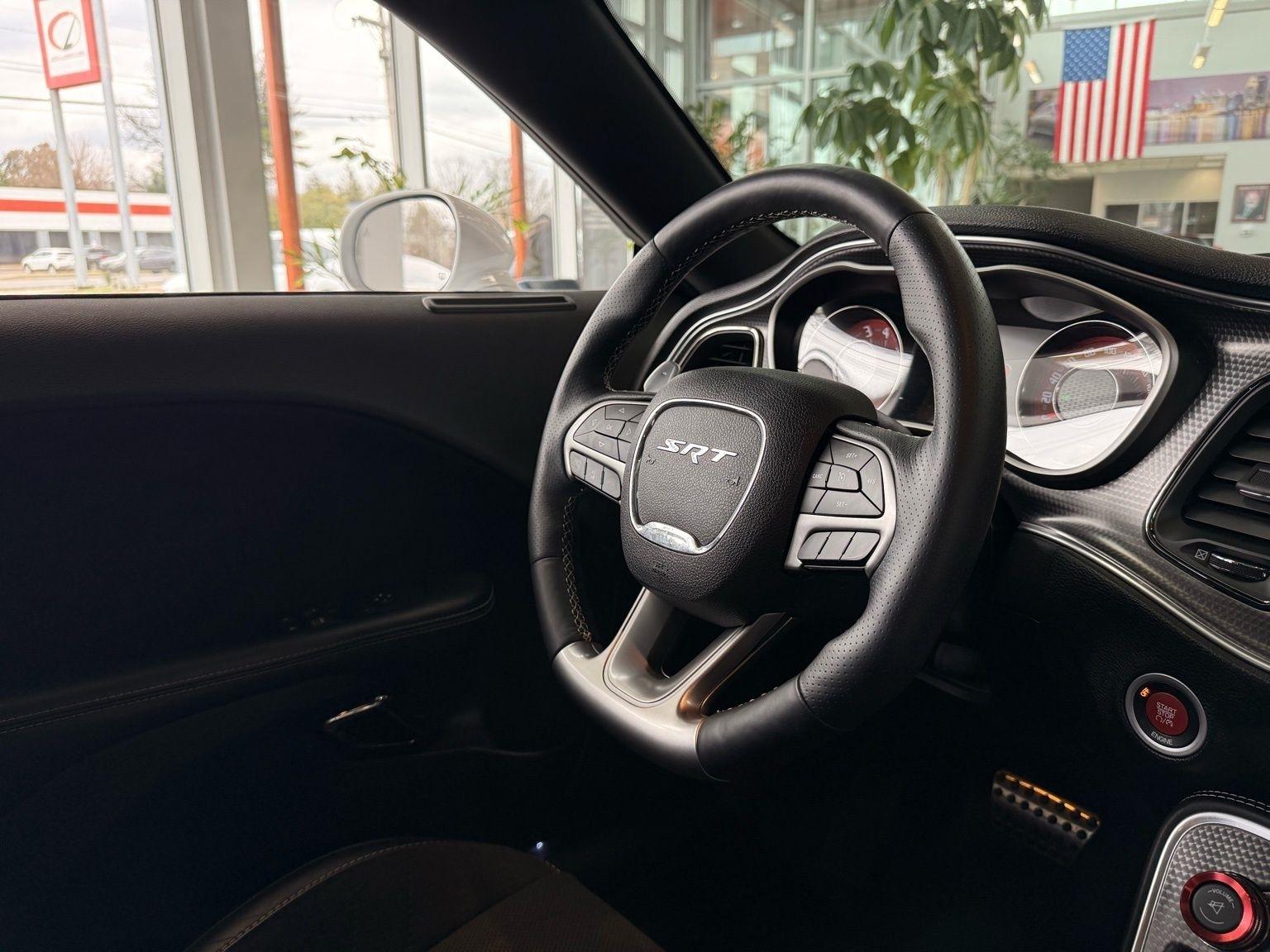 Dodge Challenger  2016