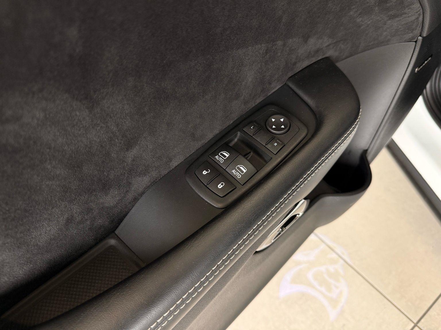 Dodge Challenger  2016