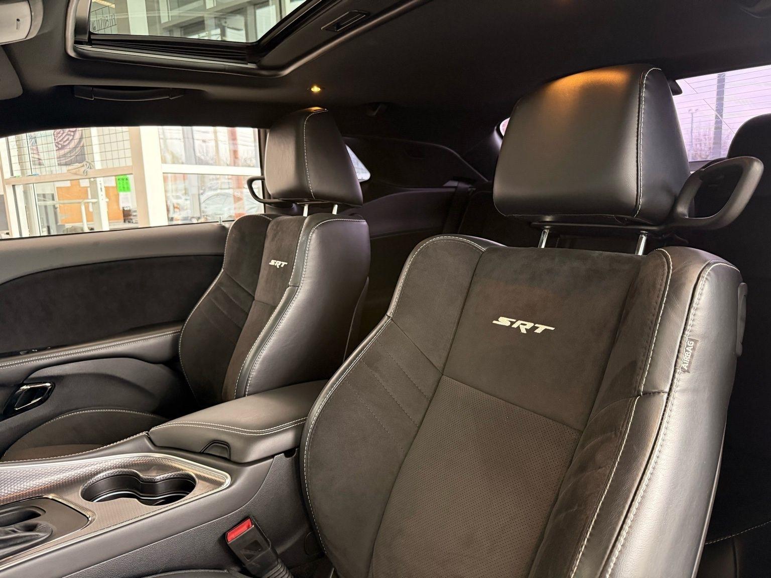 Dodge Challenger  2016