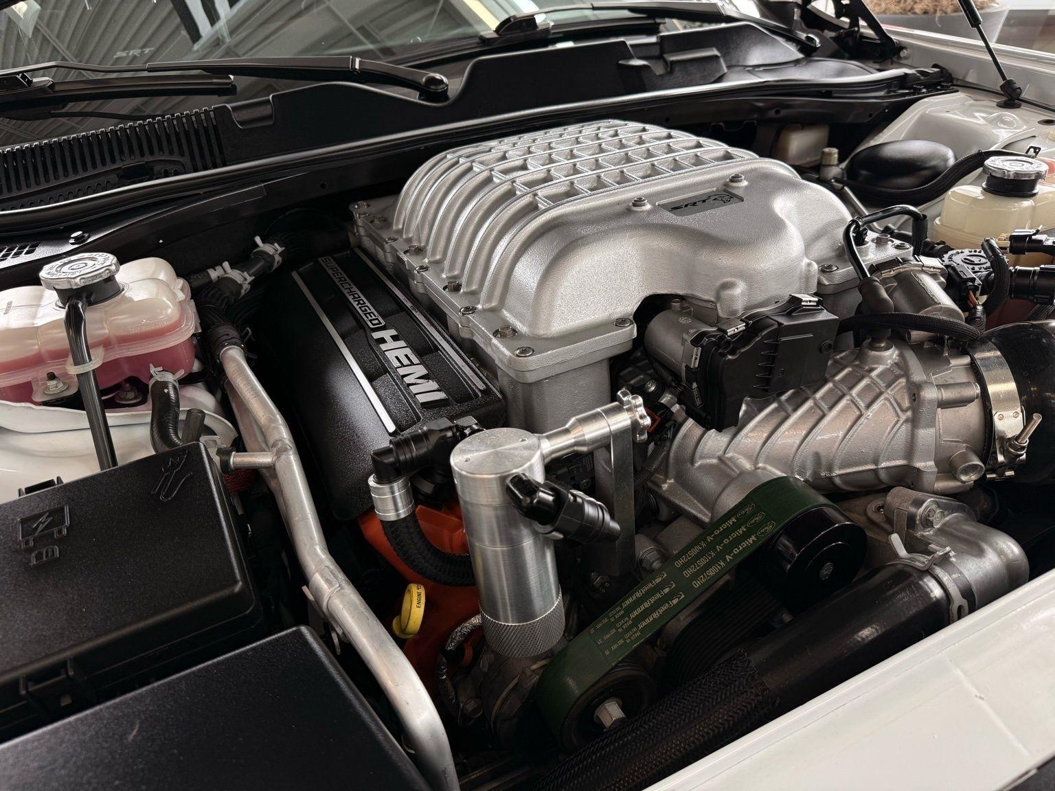 Dodge Challenger  2016