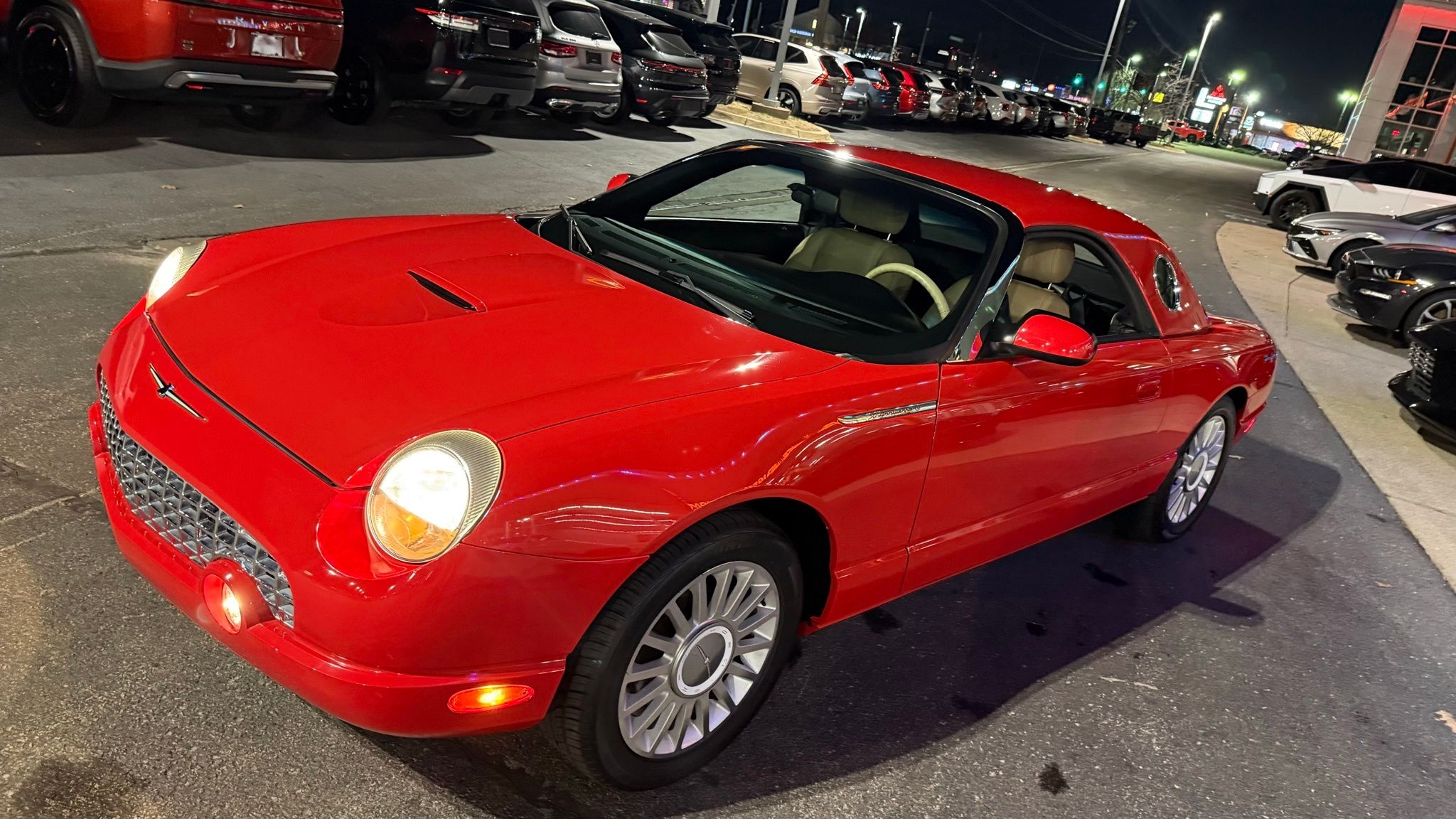 Ford Thunderbird  2005