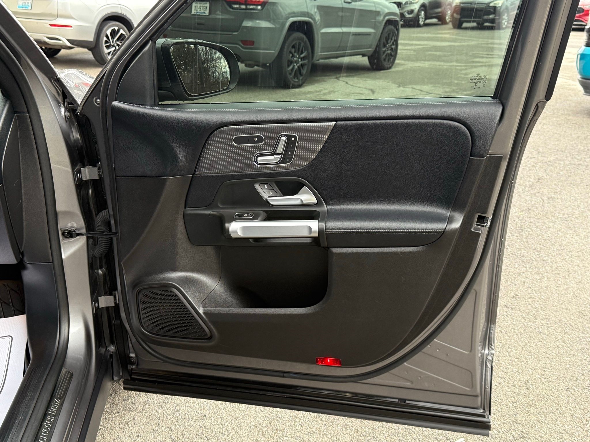 Mercedes-Benz GLB-Class  2020