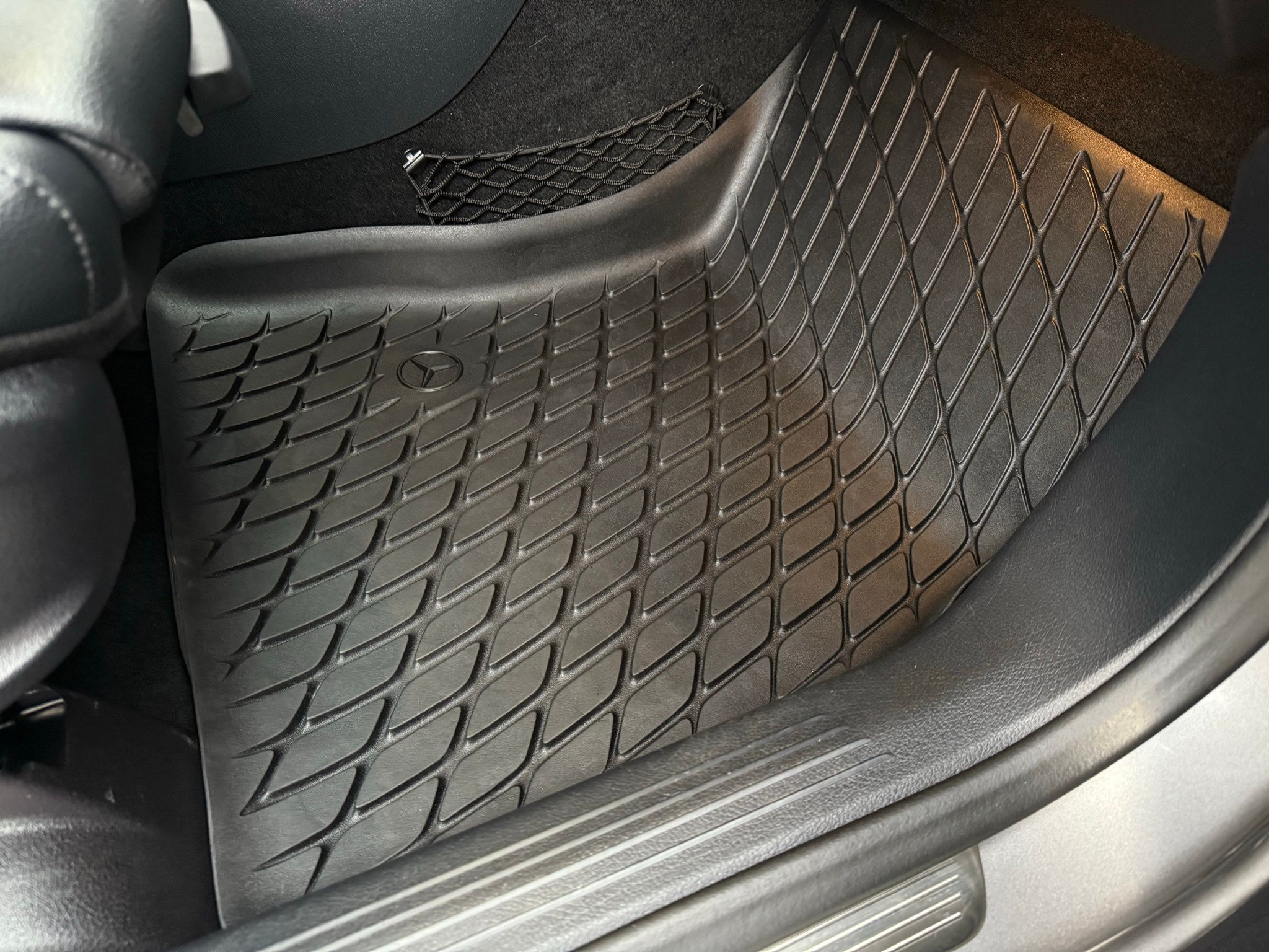 Mercedes-Benz GLB-Class  2020