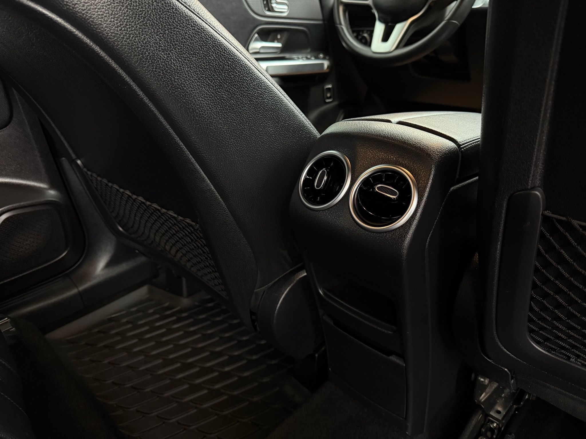 Mercedes-Benz GLB-Class  2020