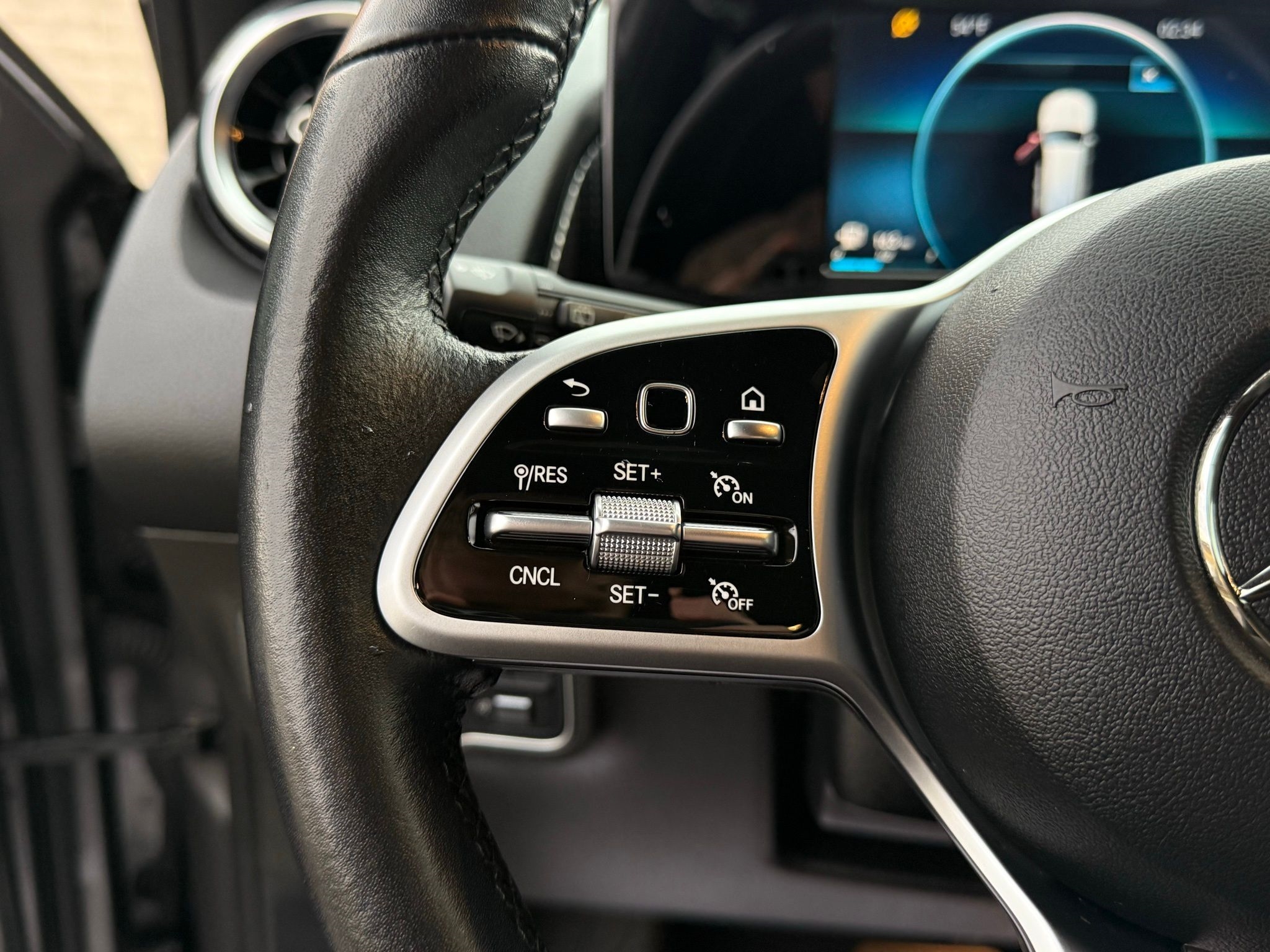 Mercedes-Benz GLB-Class  2020