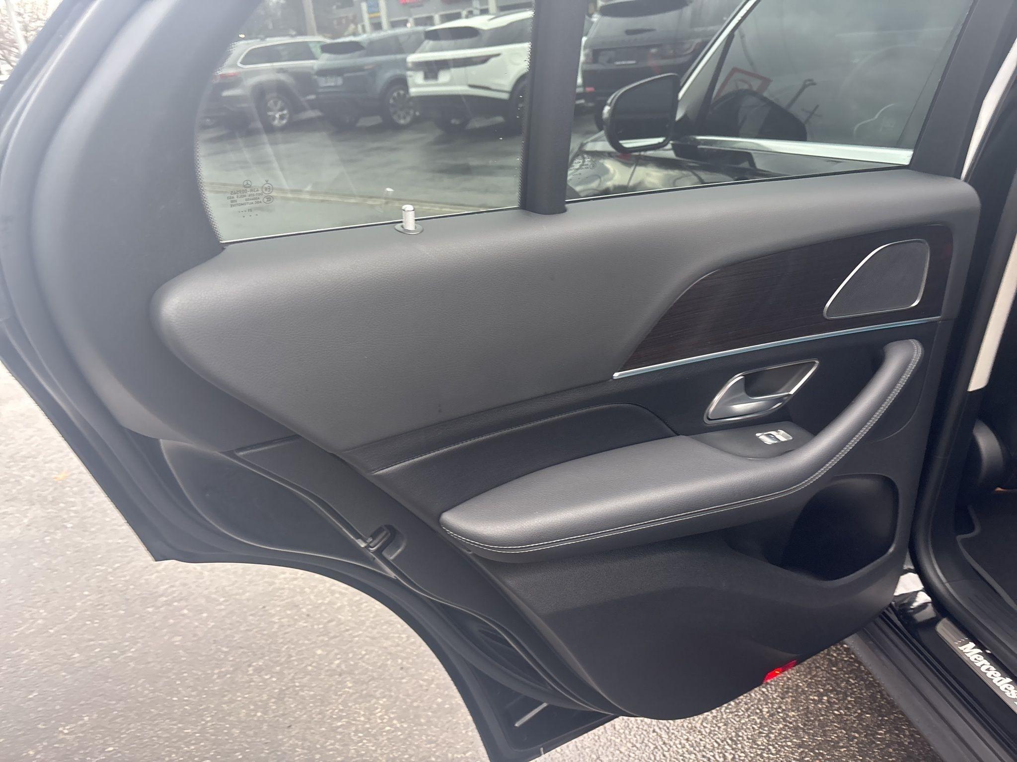 Mercedes-Benz GLE  2022