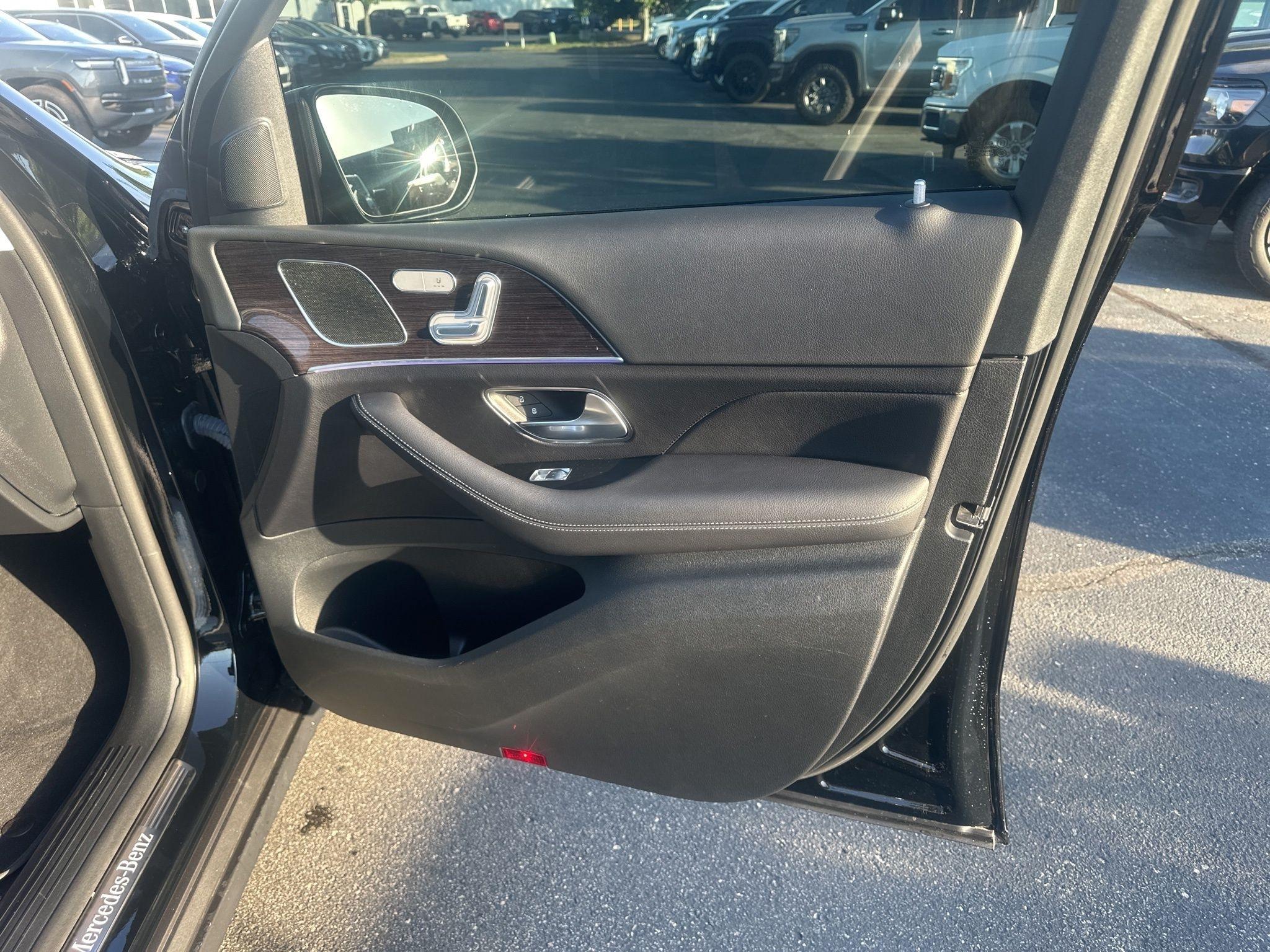 Mercedes-Benz GLE  2022