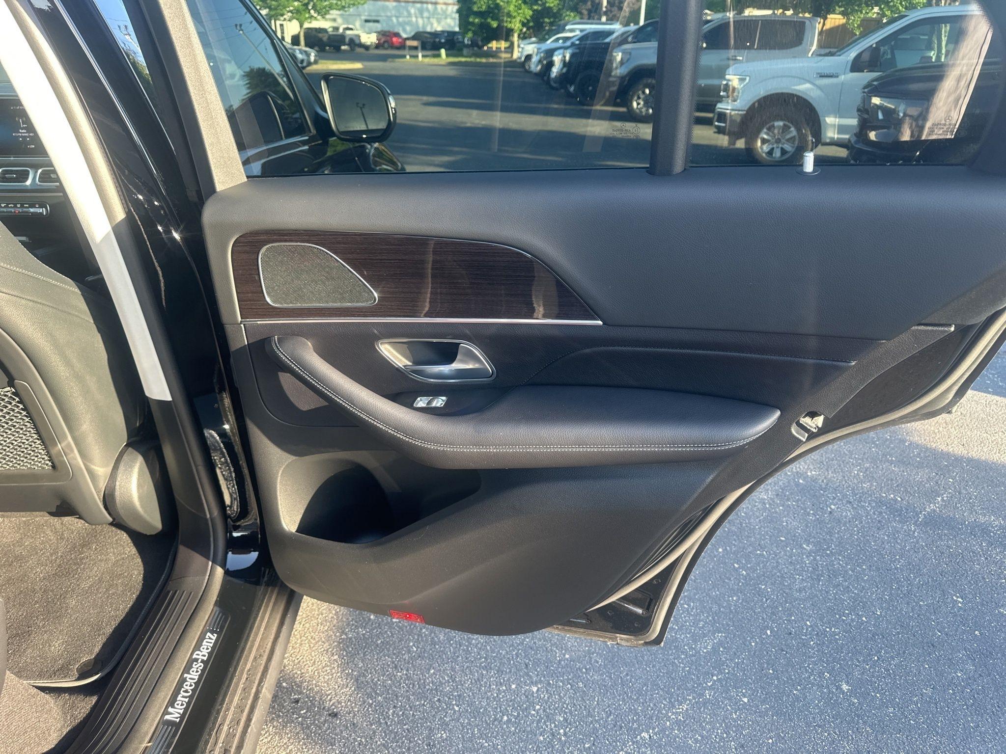 Mercedes-Benz GLE  2022