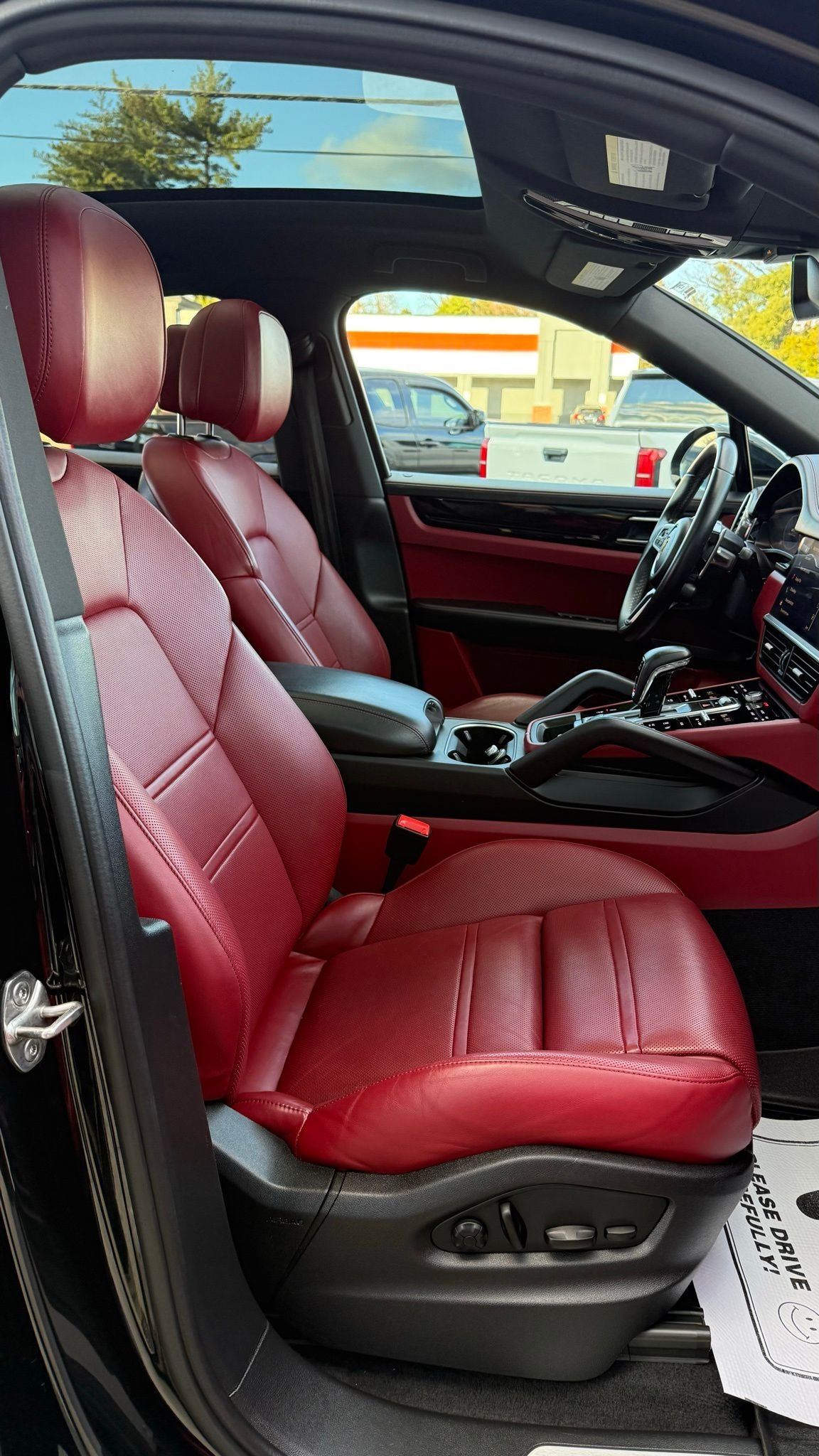 Porsche Cayenne  2022