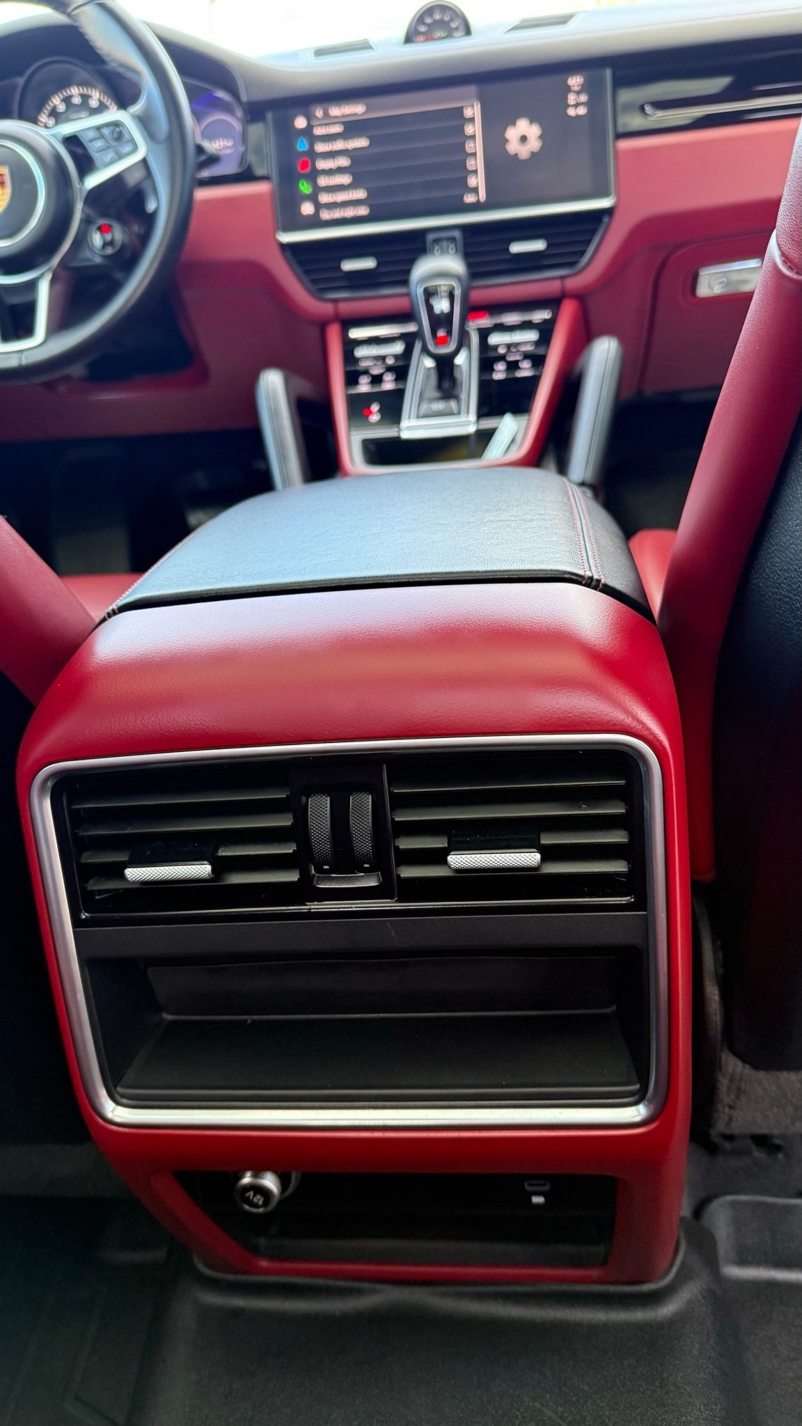 Porsche Cayenne  2022