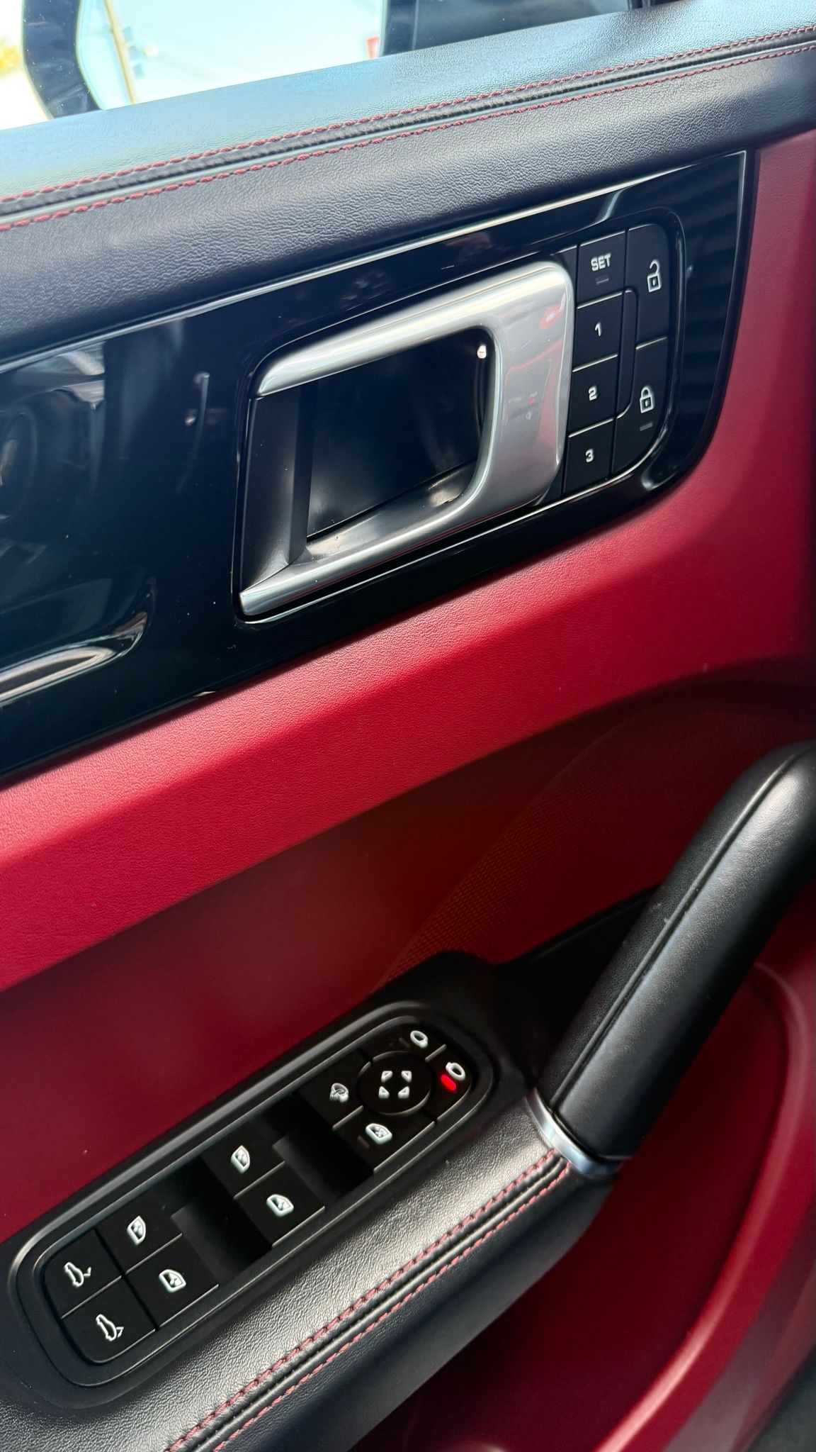 Porsche Cayenne  2022