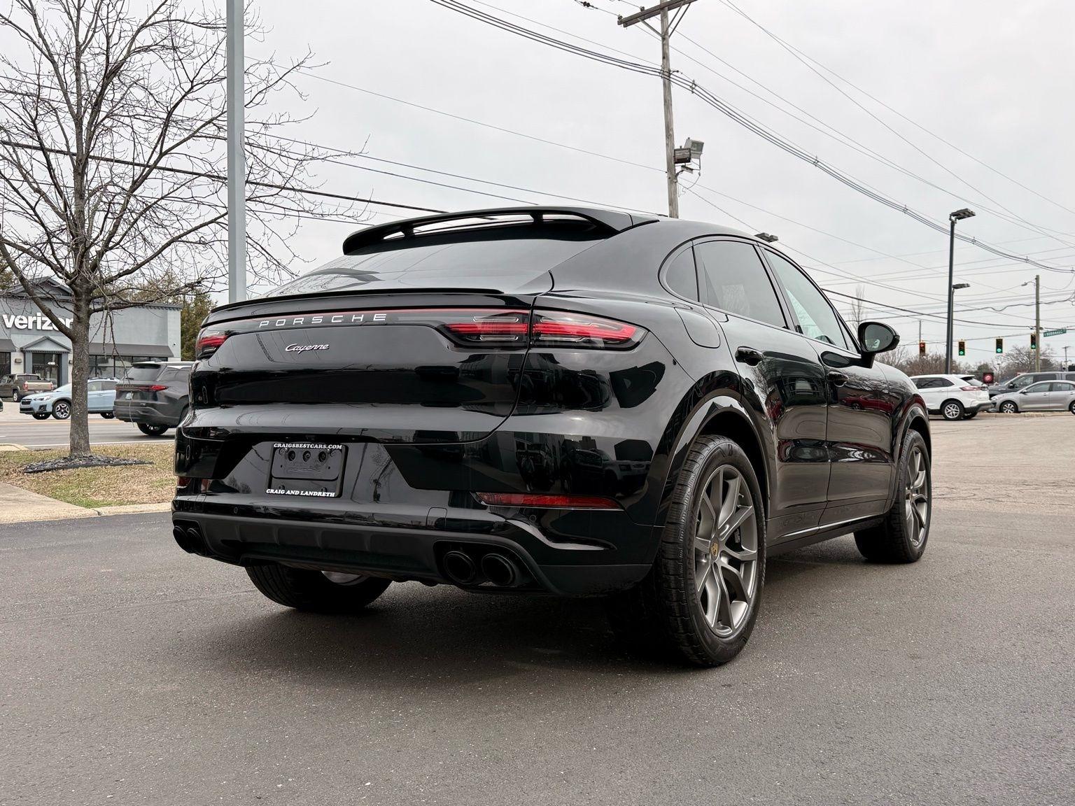 Porsche Cayenne  2022