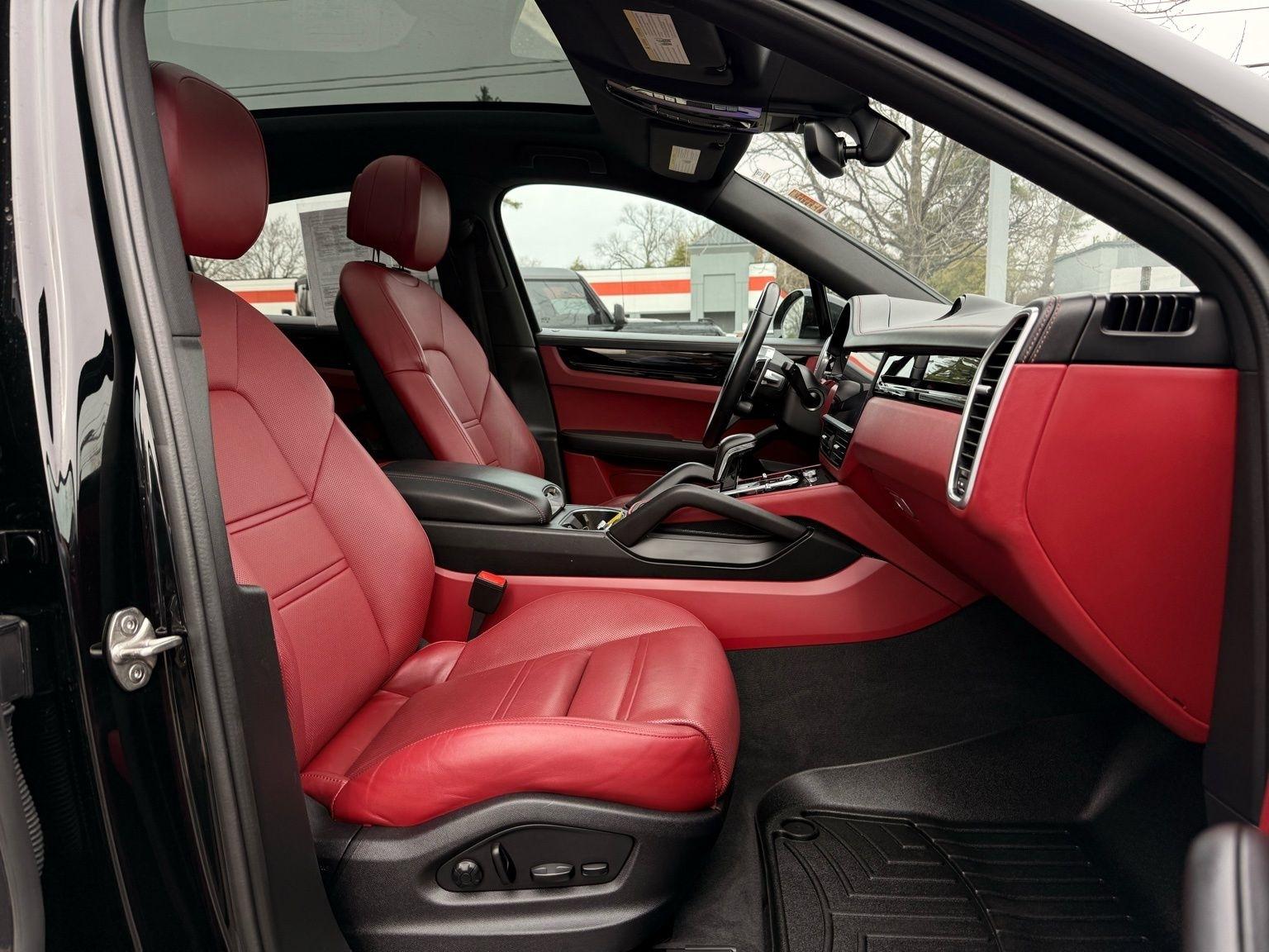 Porsche Cayenne  2022