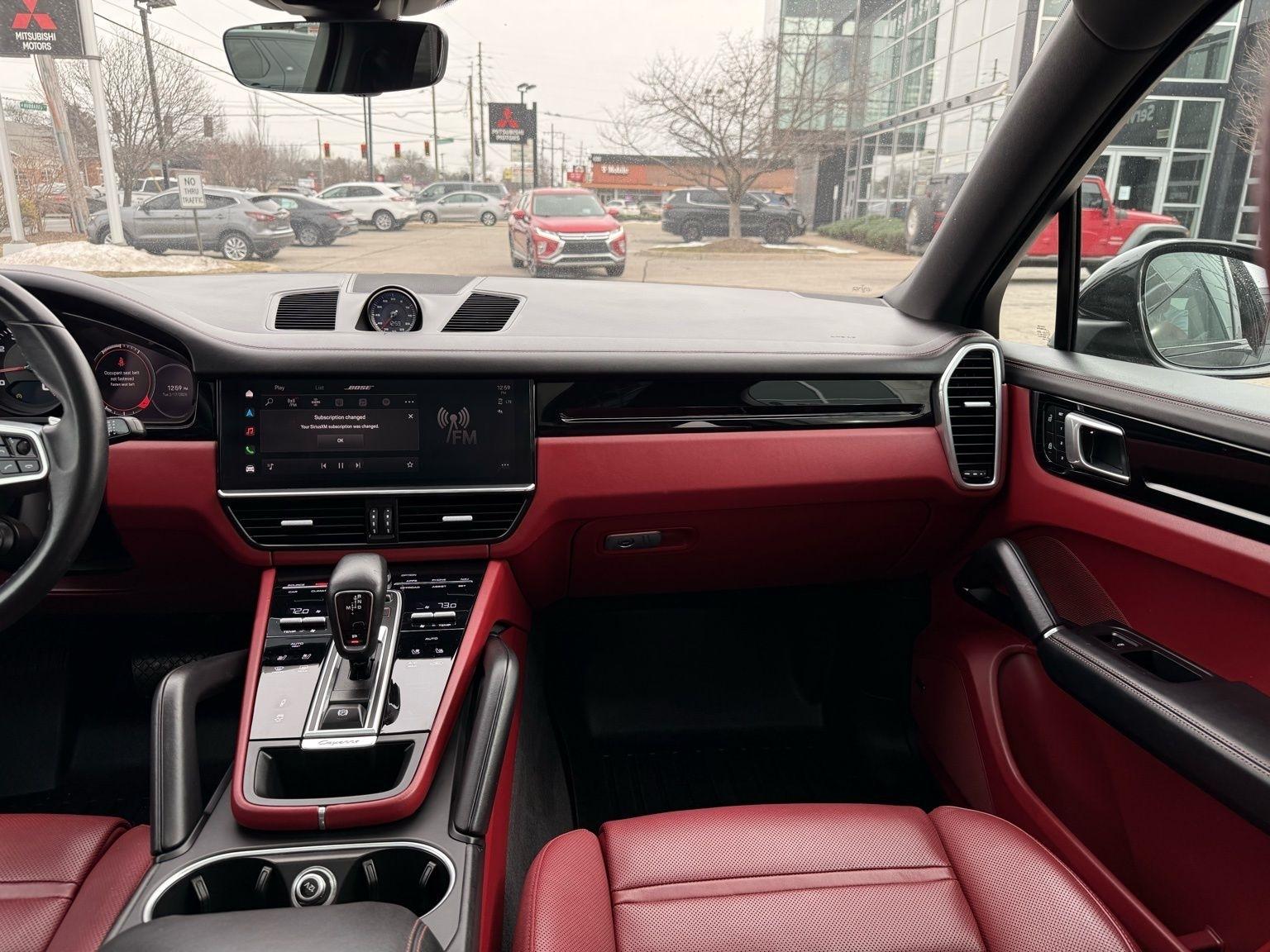 Porsche Cayenne  2022