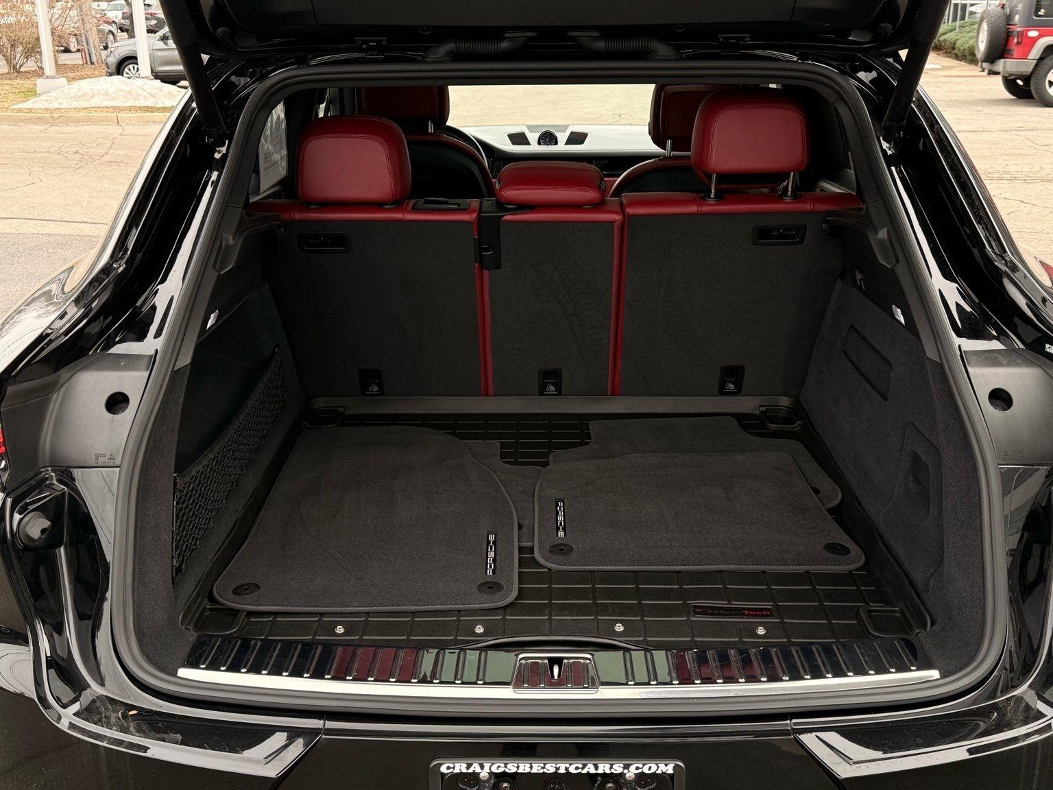 Porsche Cayenne  2022