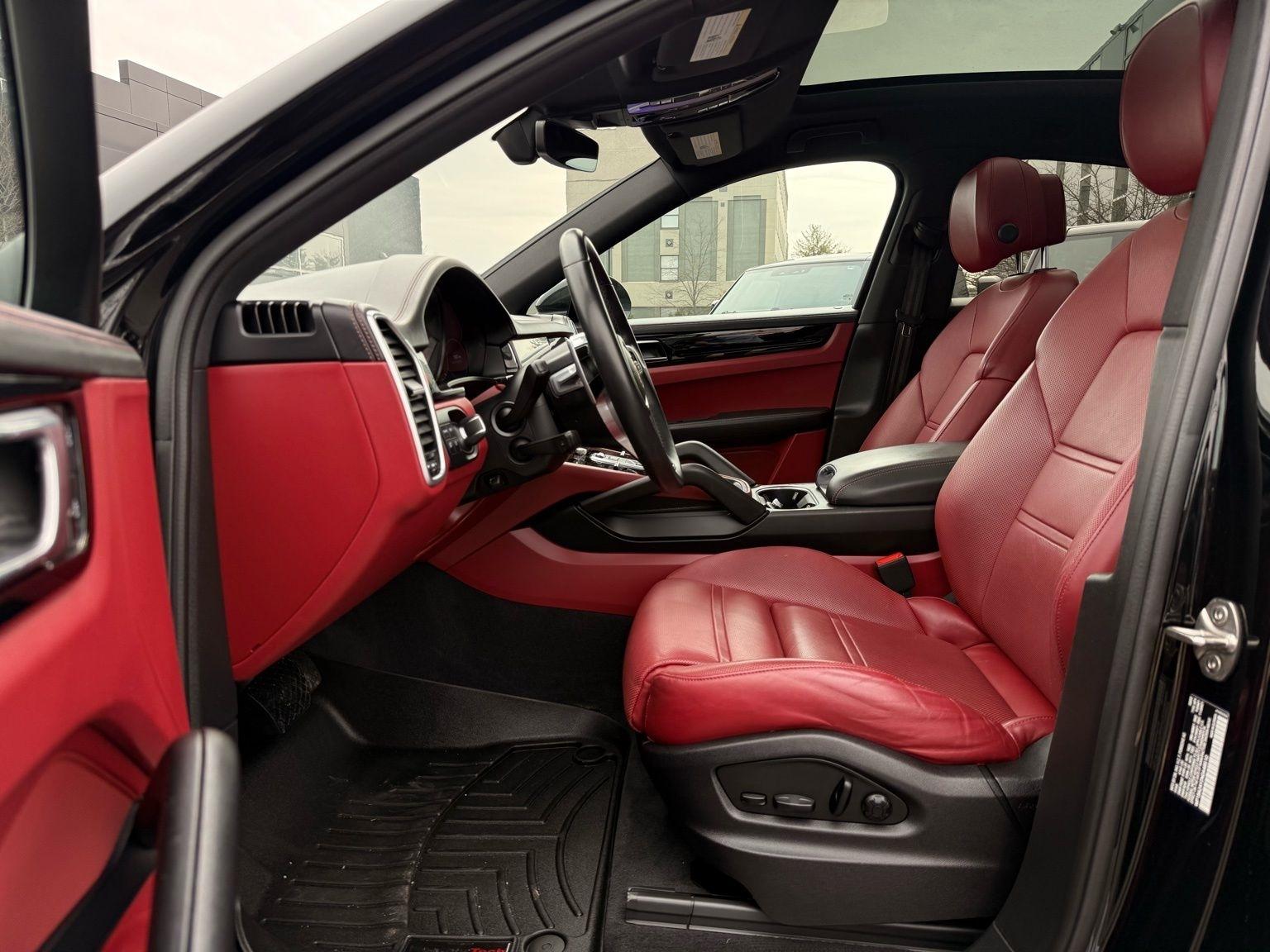 Porsche Cayenne  2022