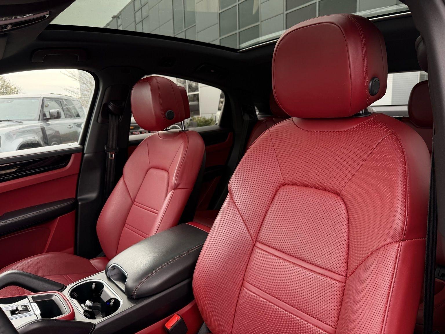 Porsche Cayenne  2022