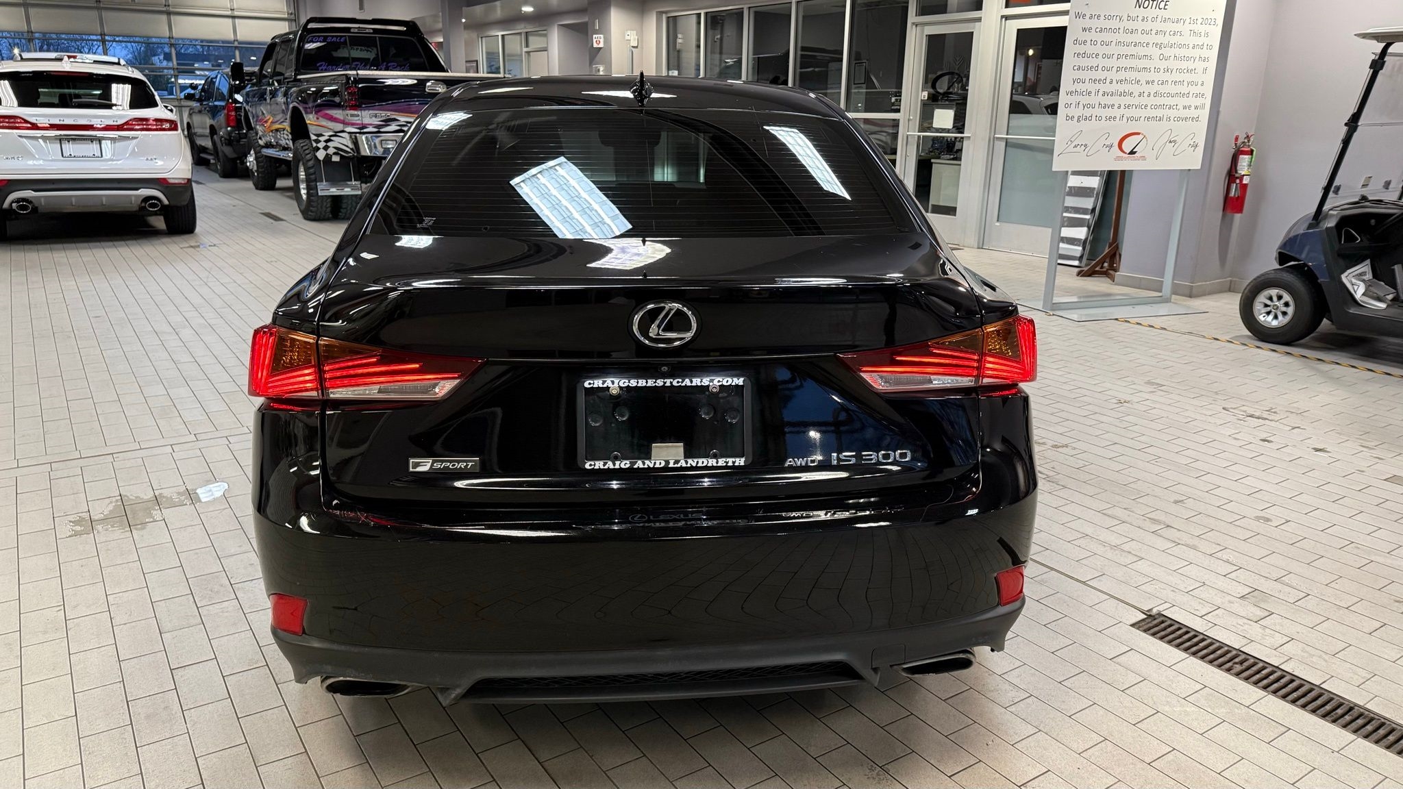 Lexus IS  2019