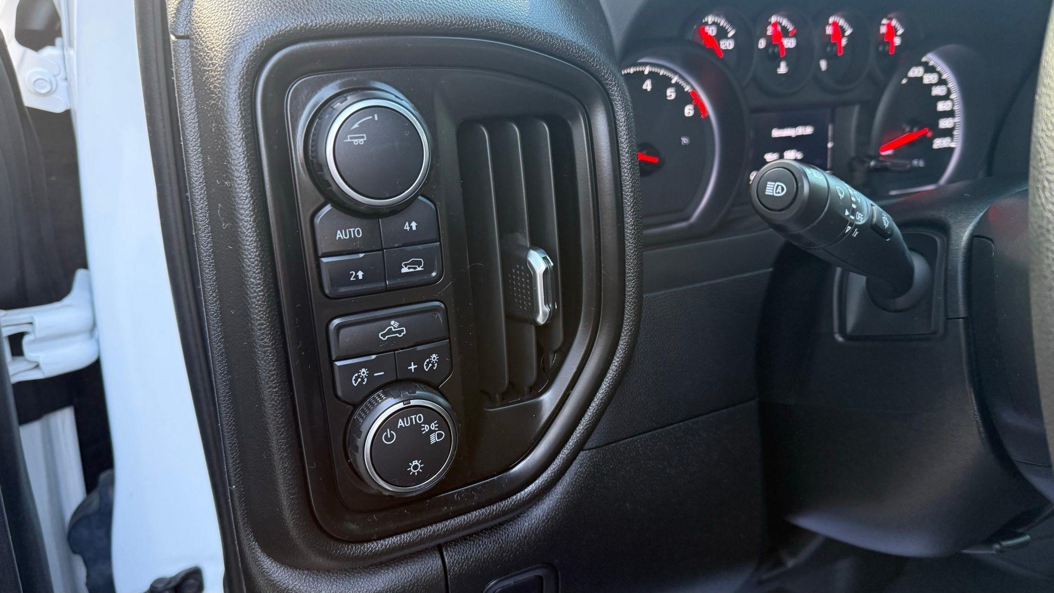 Chevrolet Silverado 1500  2023