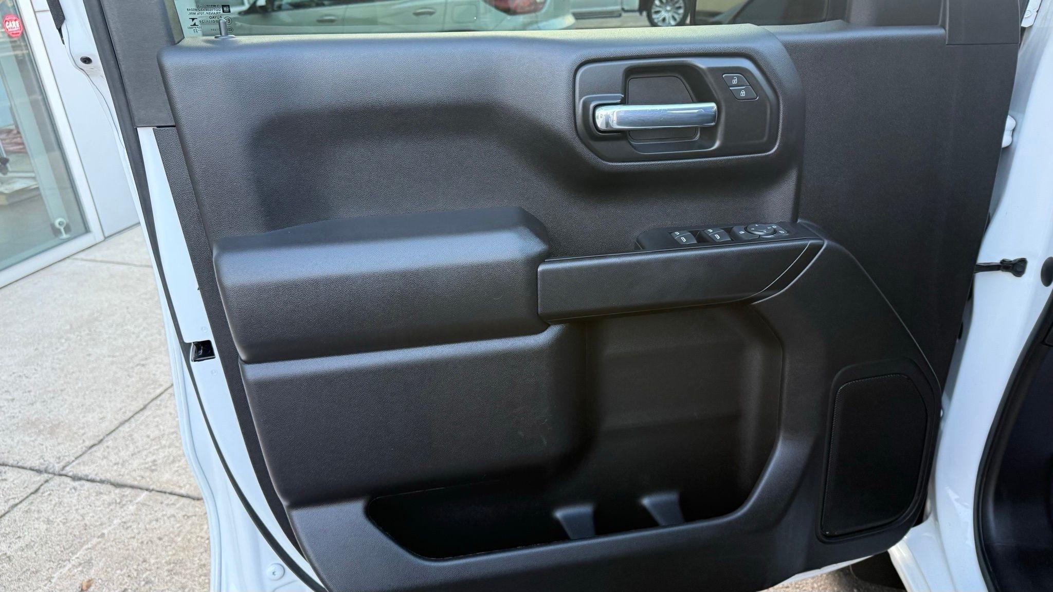 Chevrolet Silverado 1500  2023