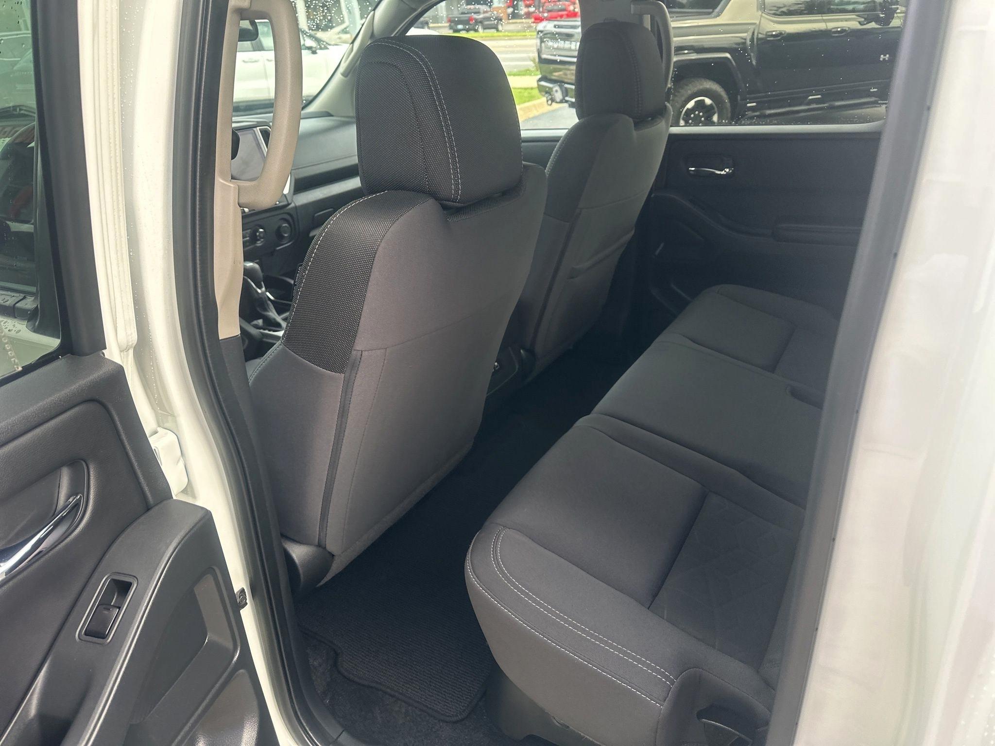 Nissan Frontier  2025