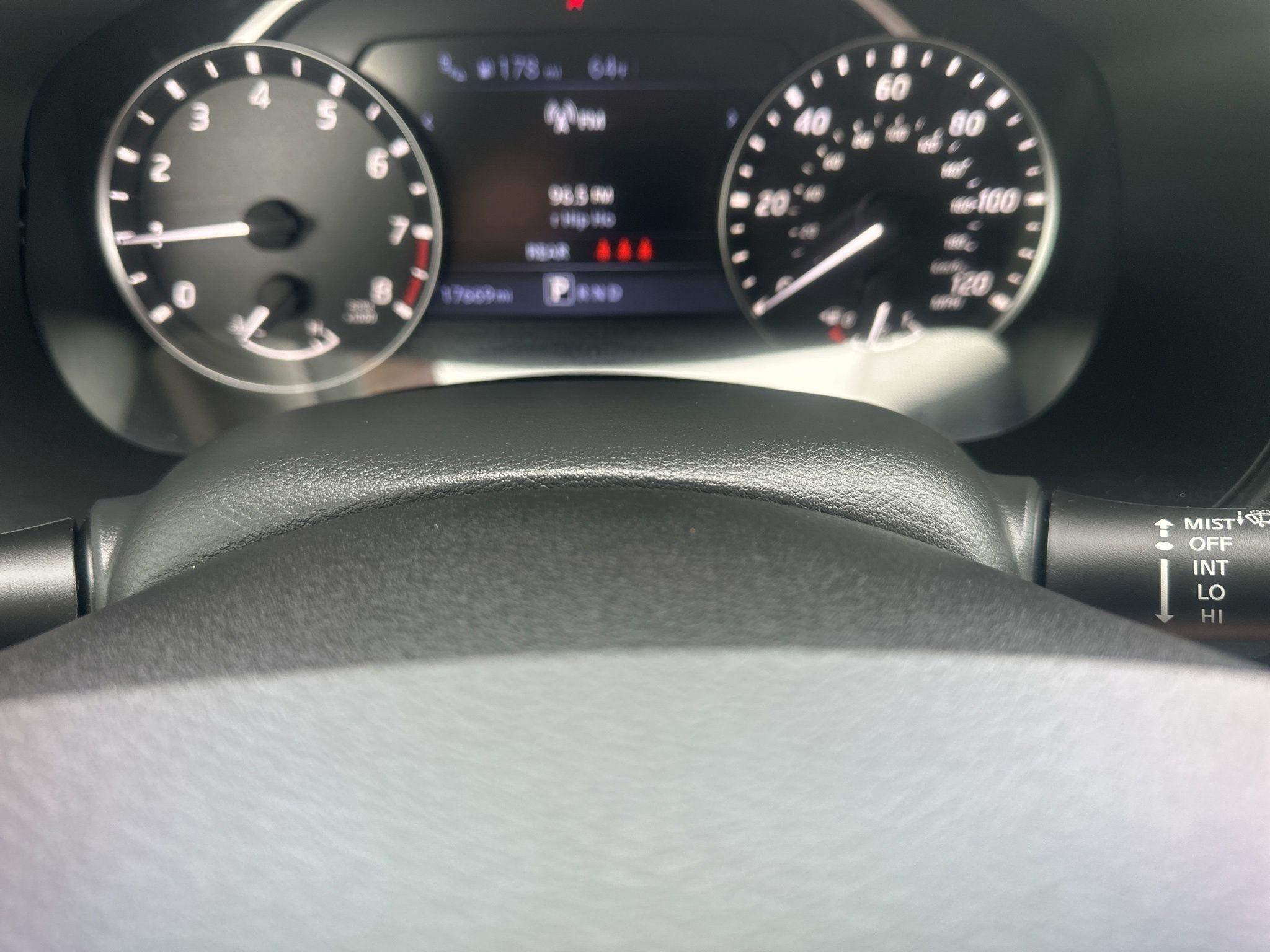 Nissan Frontier  2025