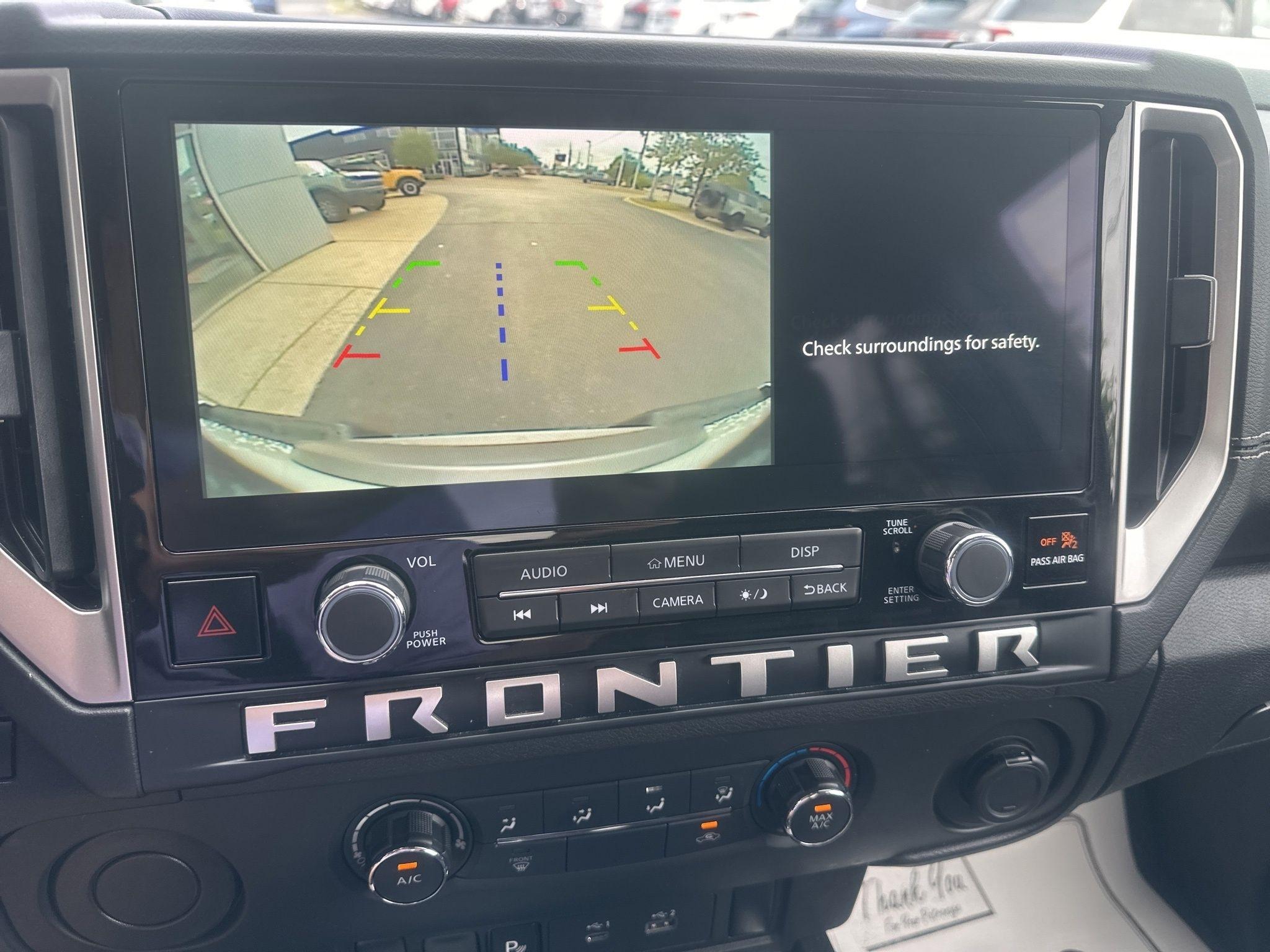 Nissan Frontier  2025