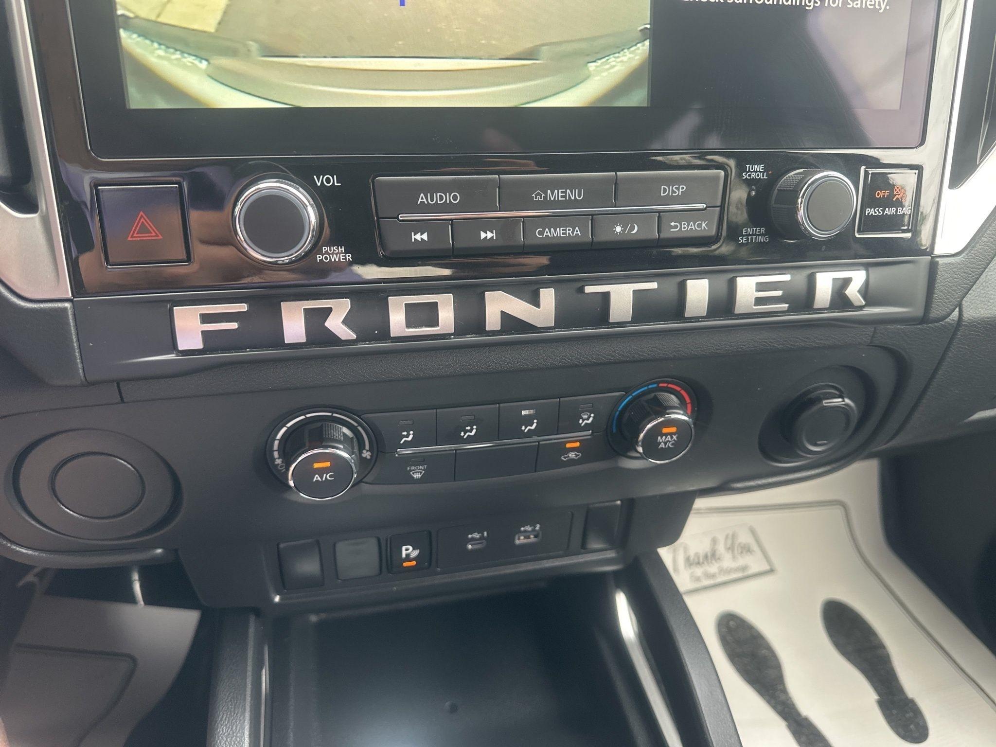 Nissan Frontier  2025