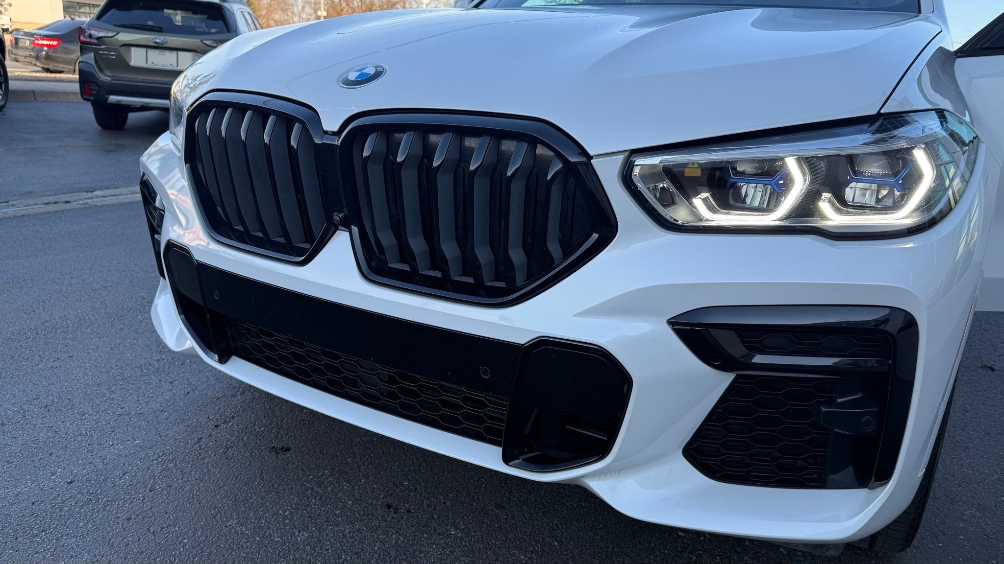 BMW X6  2023