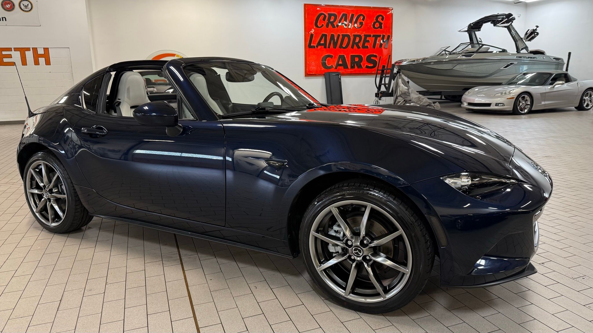 Mazda MX-5 Miata RF  2021