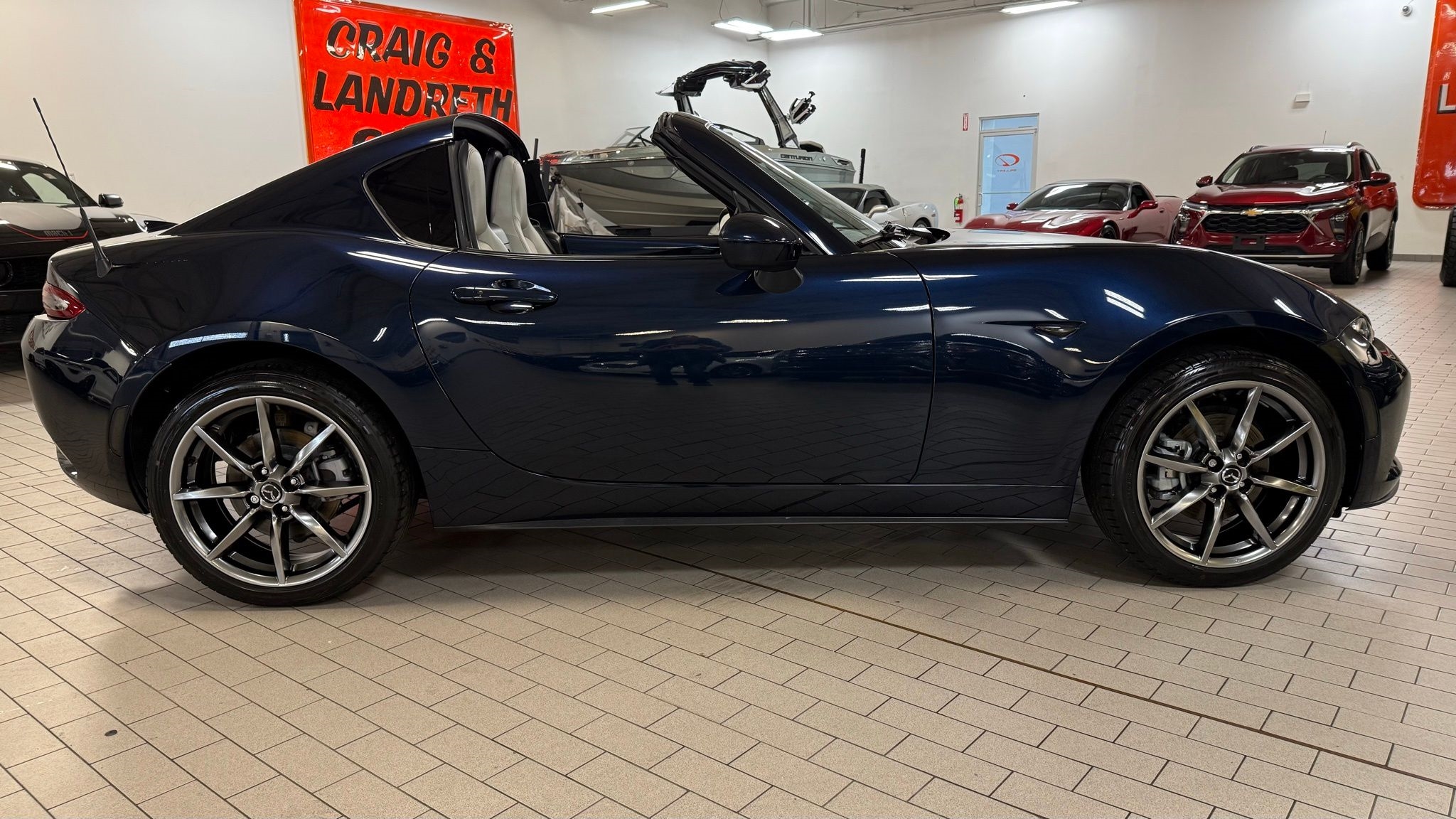 Mazda MX-5 Miata RF  2021