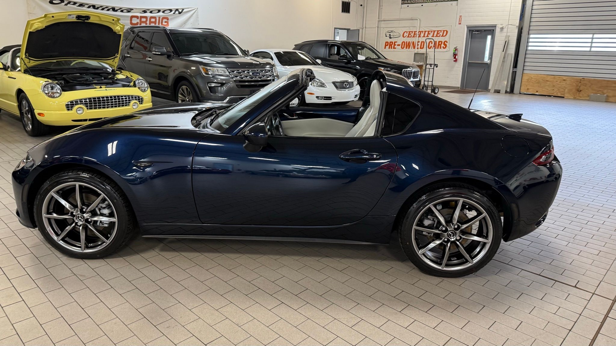 Mazda MX-5 Miata RF  2021