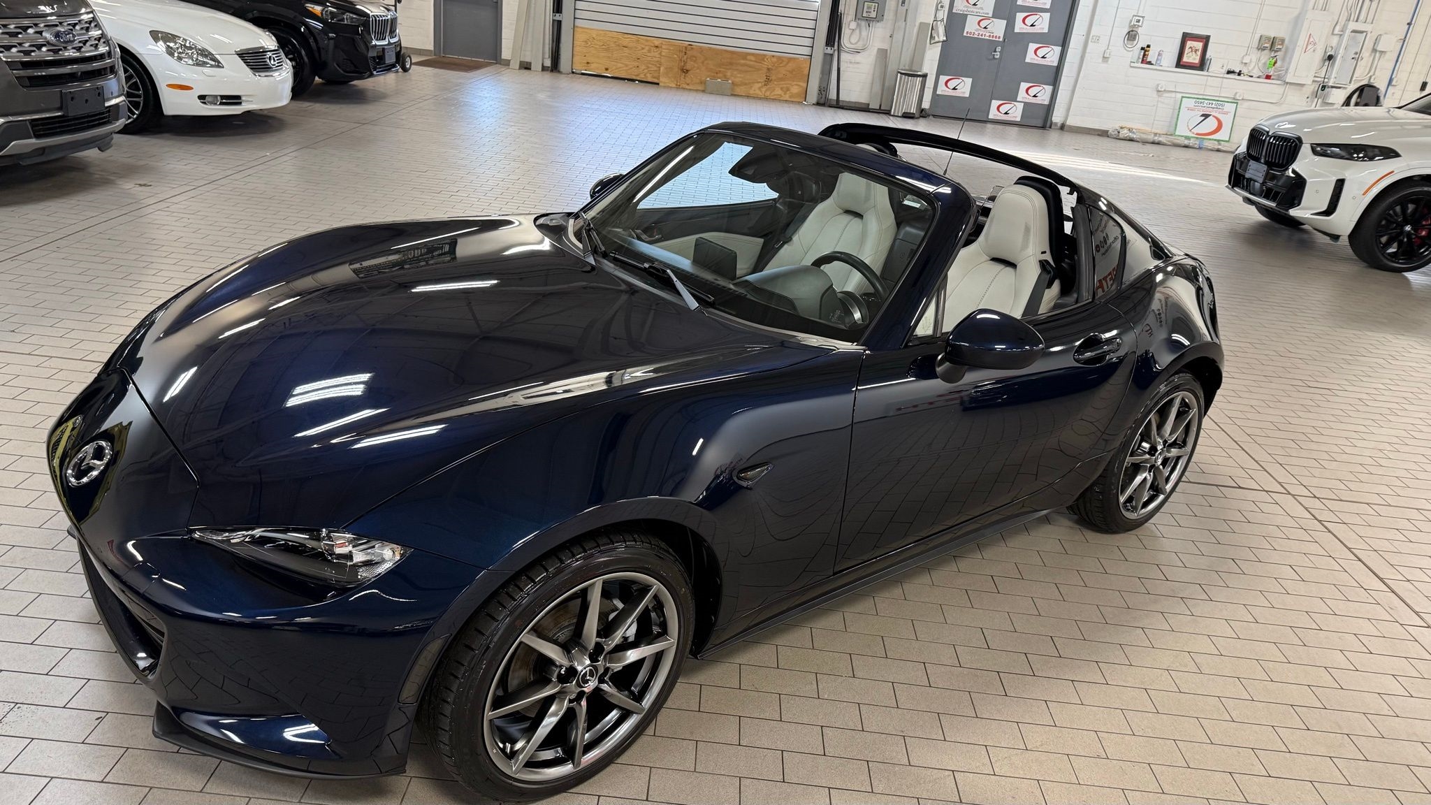 Mazda MX-5 Miata RF  2021