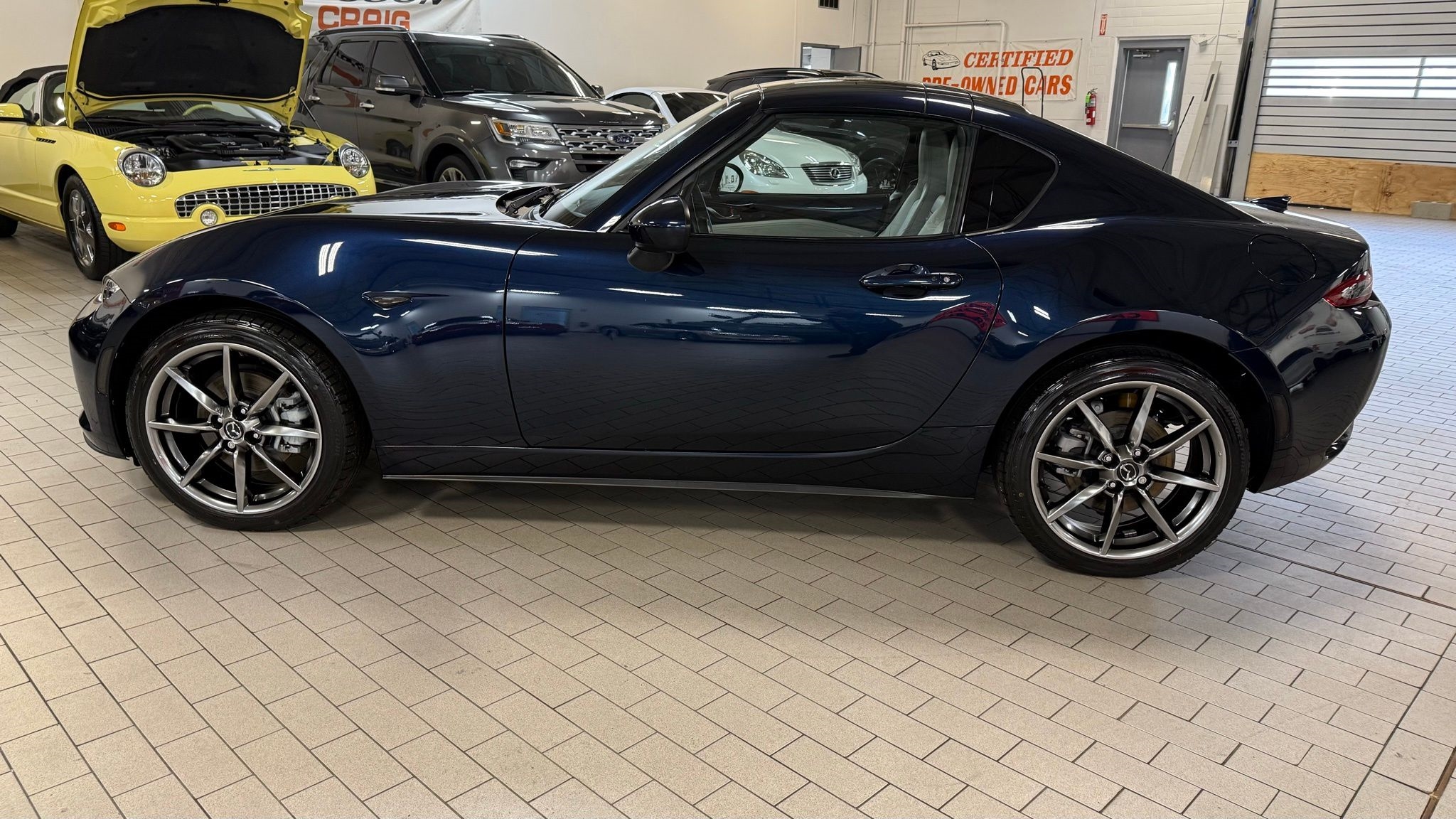 Mazda MX-5 Miata RF  2021