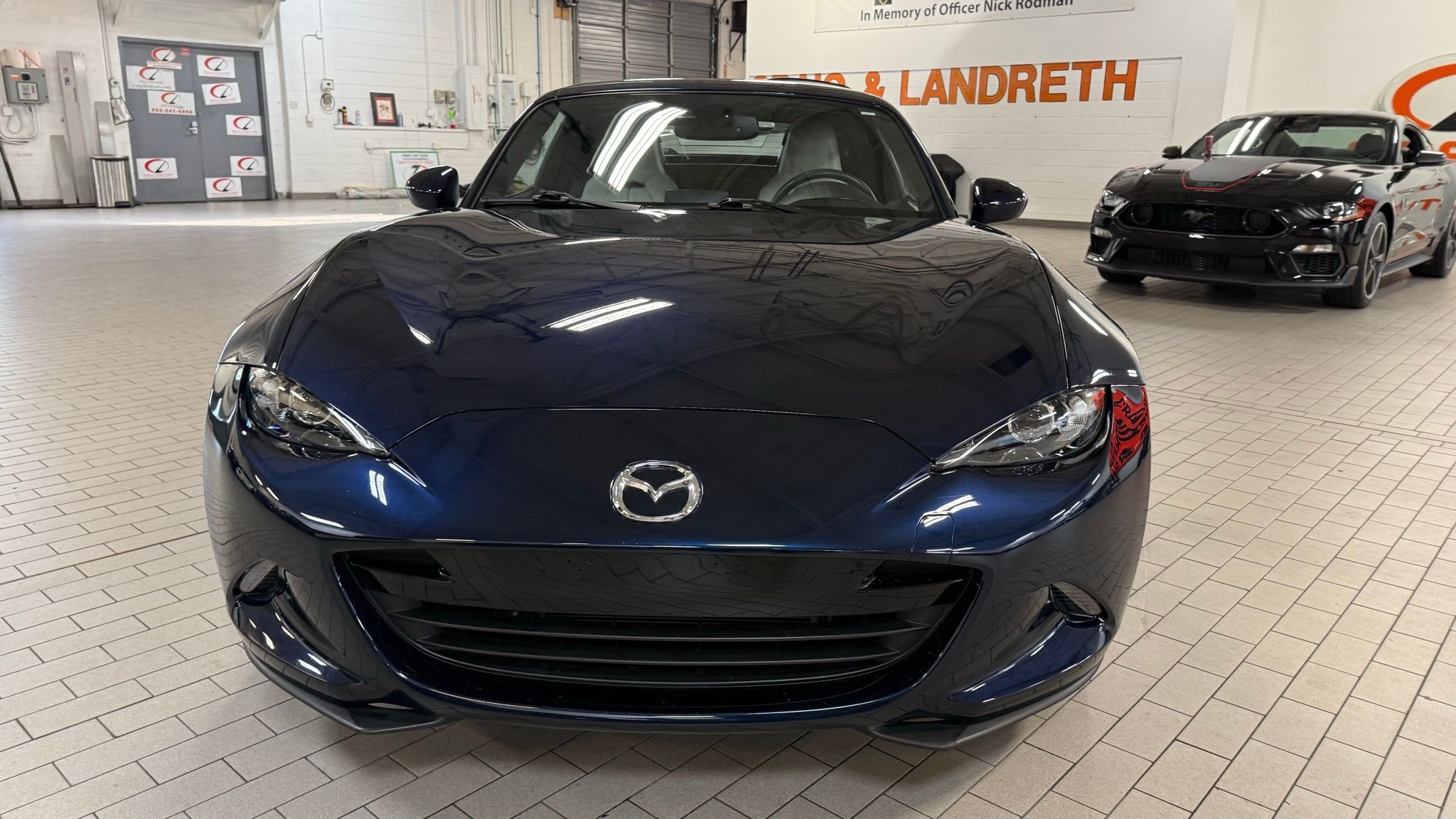 Mazda MX-5 Miata RF  2021