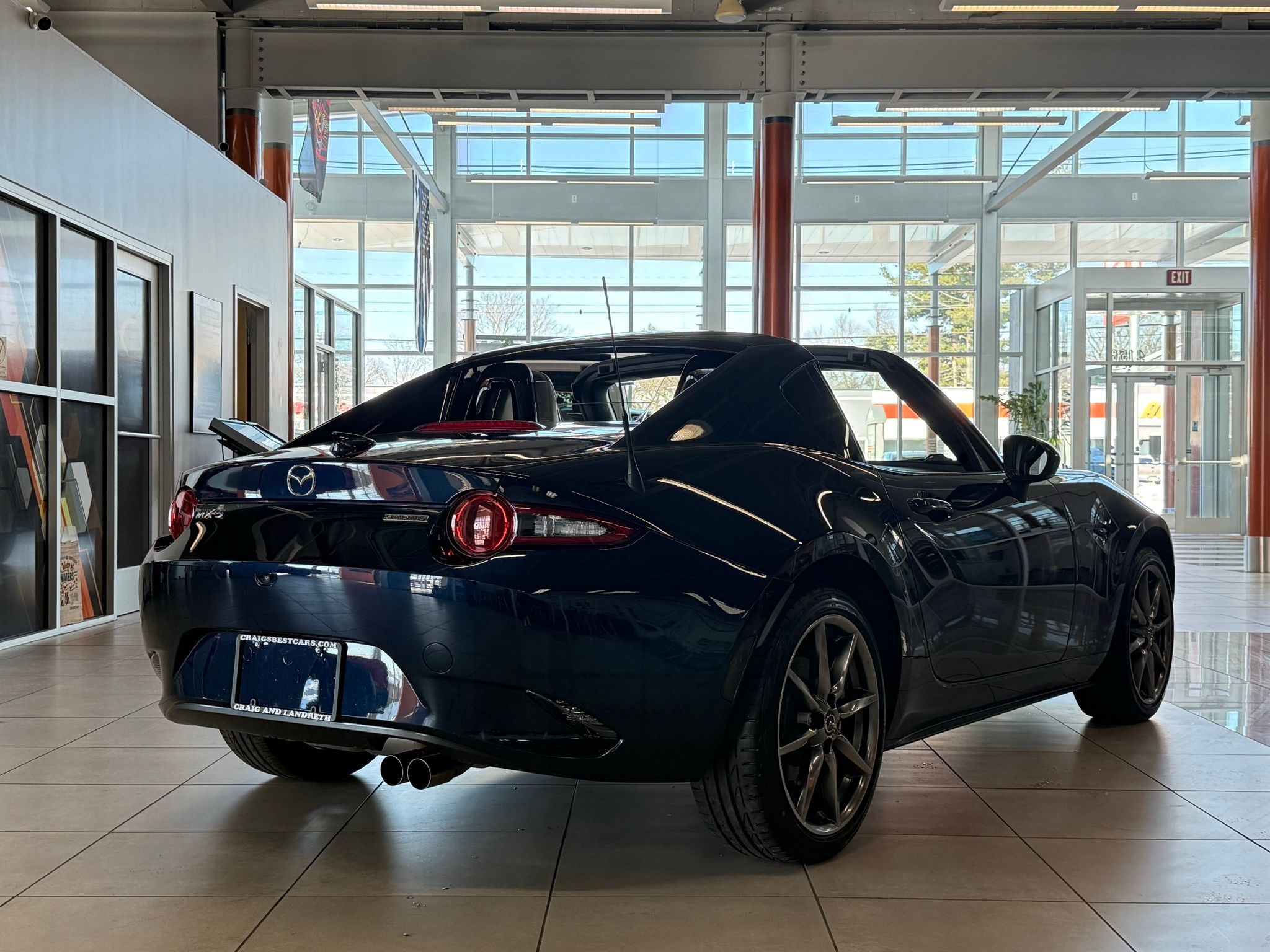 Mazda MX-5 Miata RF  2021