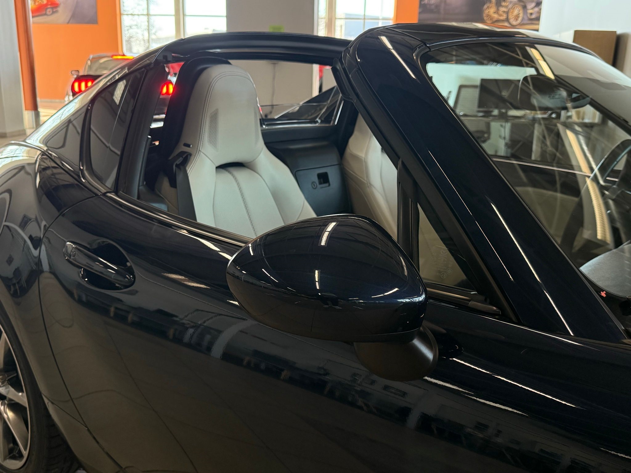 Mazda MX-5 Miata RF  2021