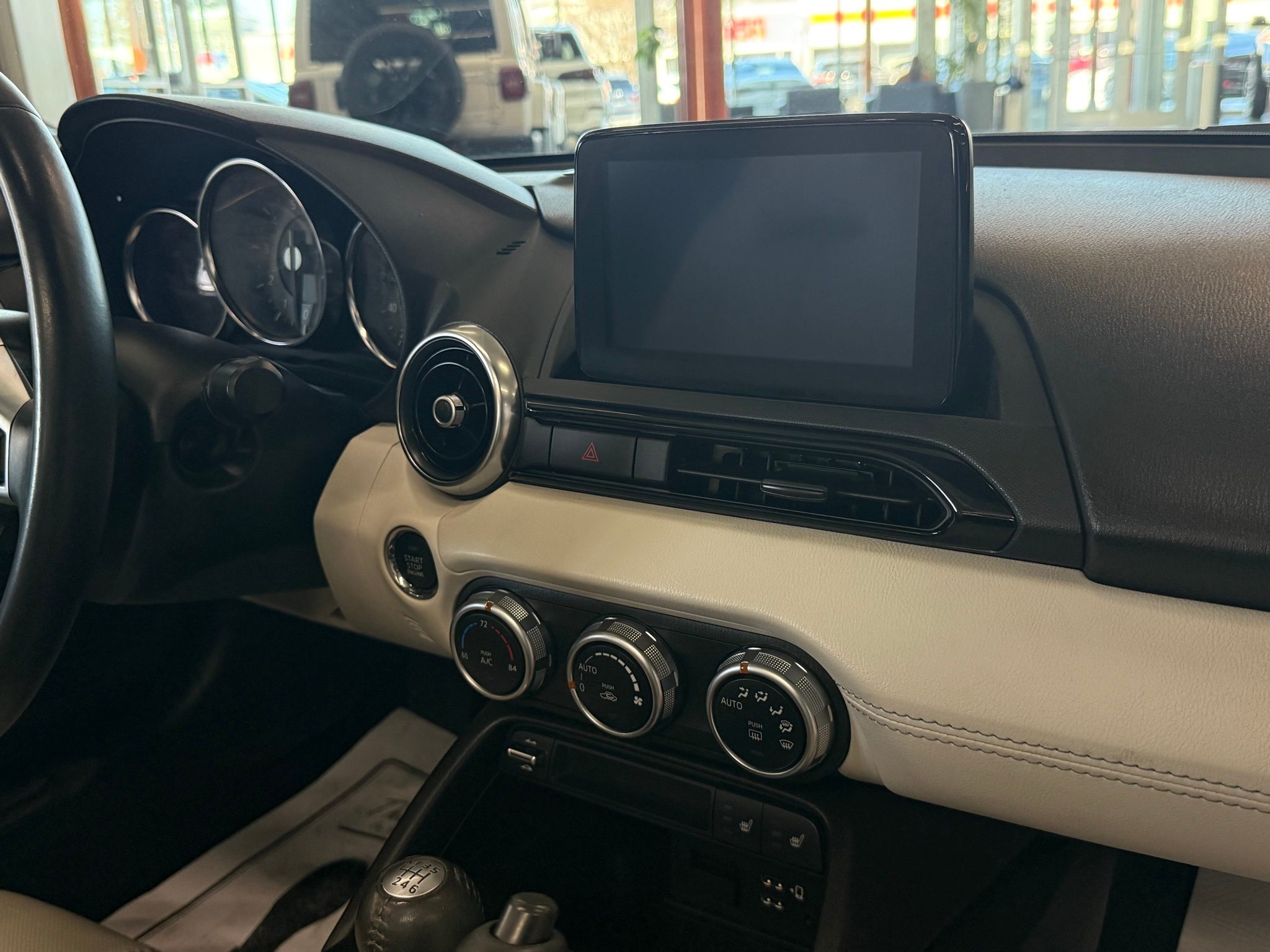 Mazda MX-5 Miata RF  2021