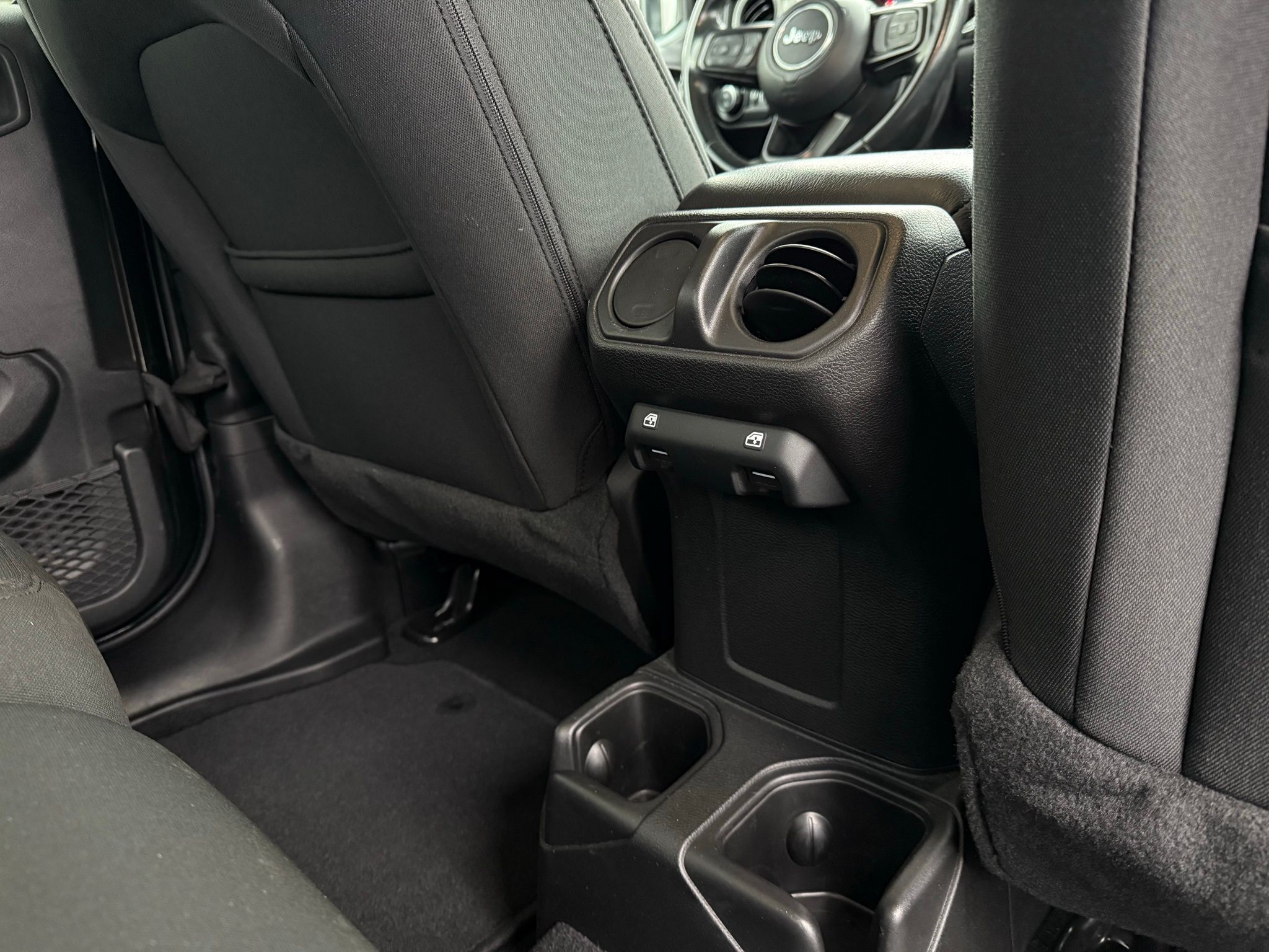 Jeep Gladiator  2021