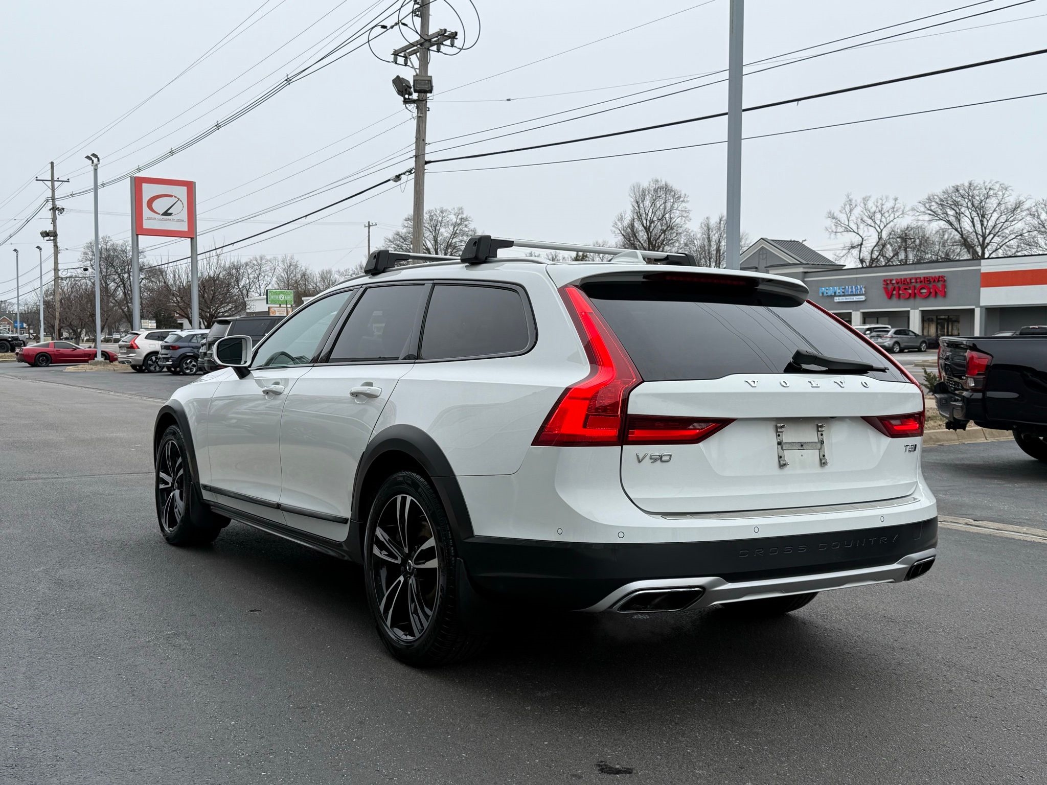 Volvo V90 Cross Country  2018